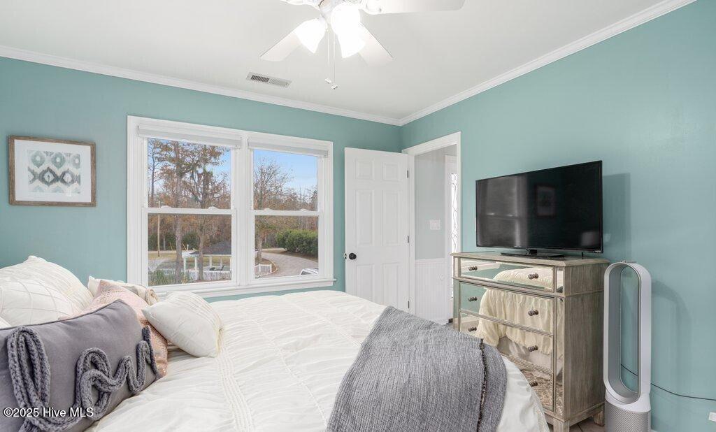 9854 Rivergate Drive Property Photo 8