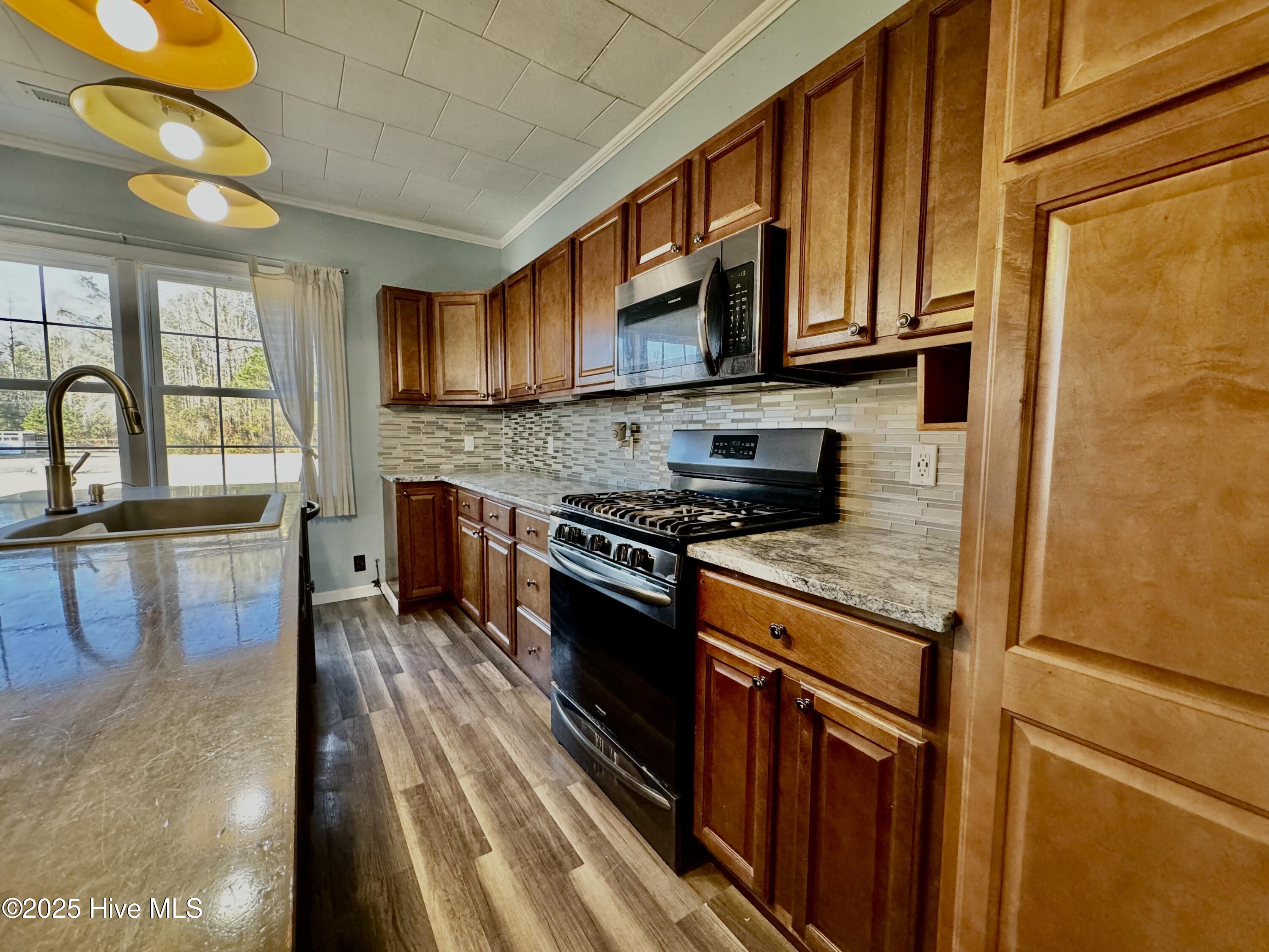 4494 Caratoke Highway Property Photo 3