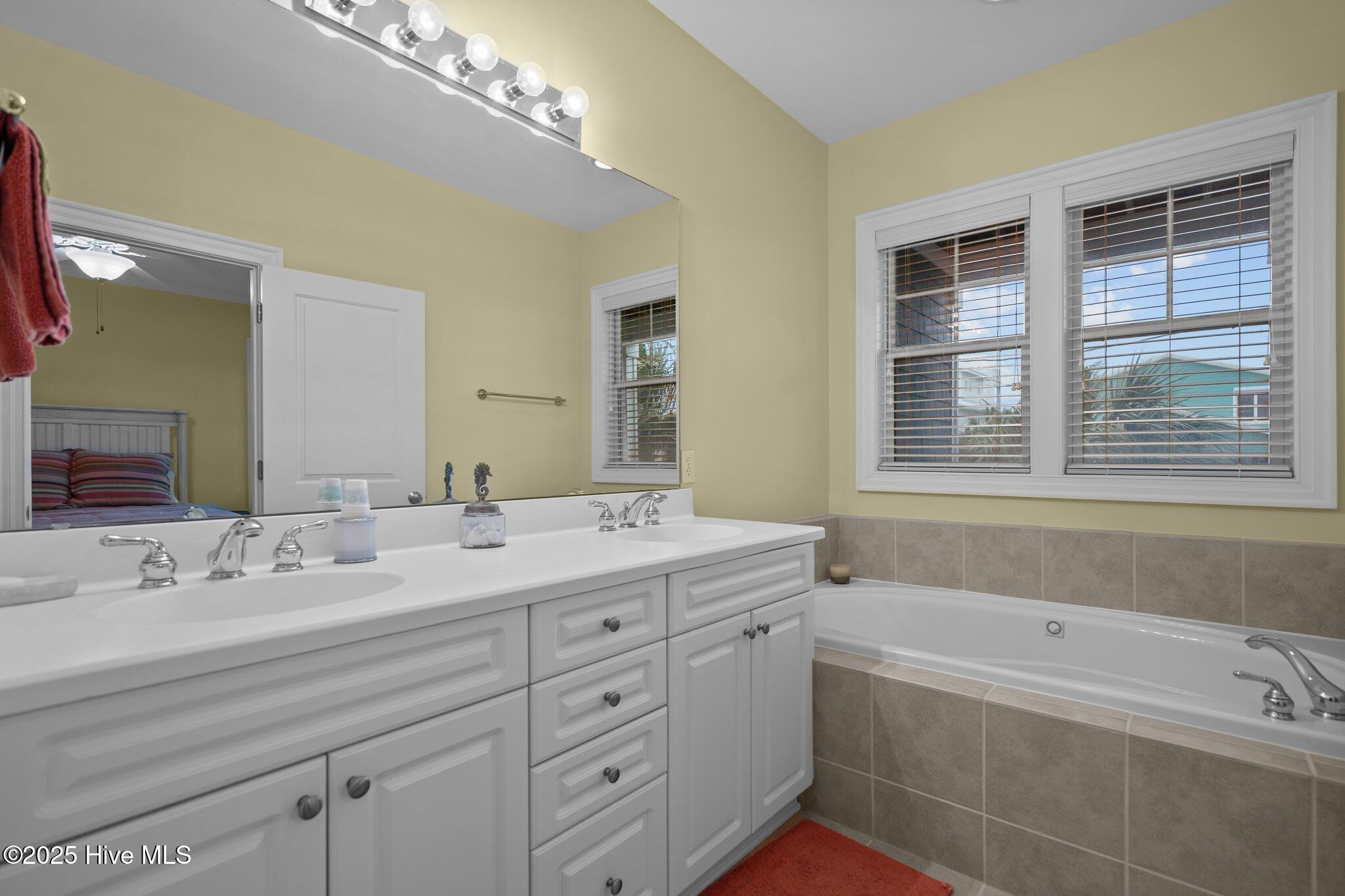 322 S Third Avenue Unit B Property Photo 29