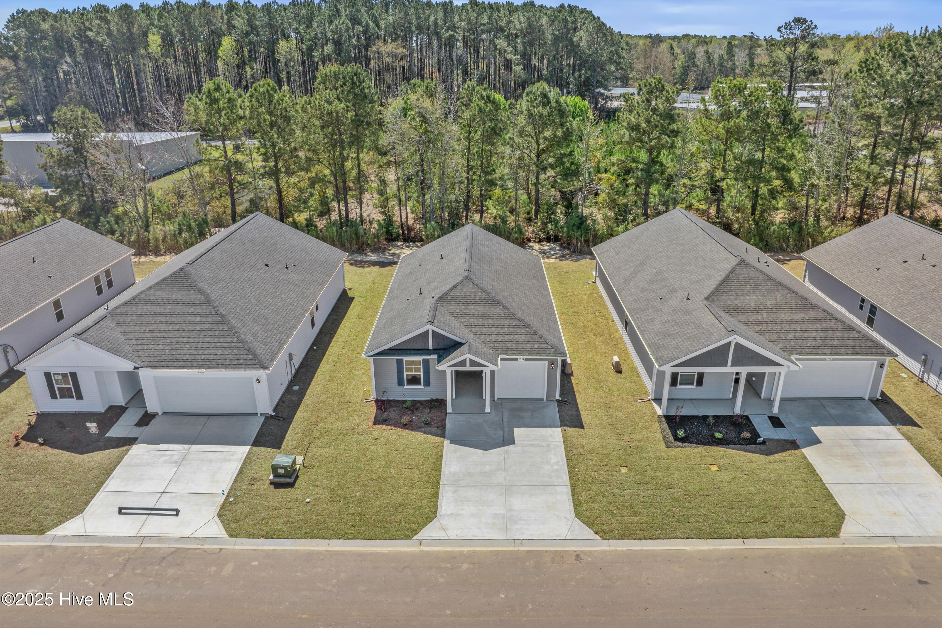6934 Seaside Palms Place Property Photo 4