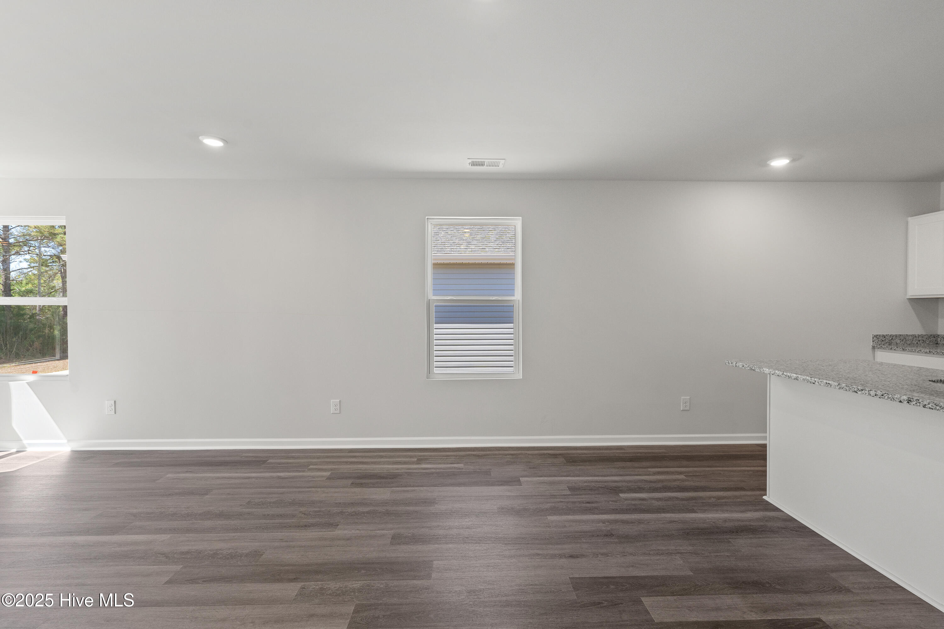 6934 Seaside Palms Place Property Photo 14