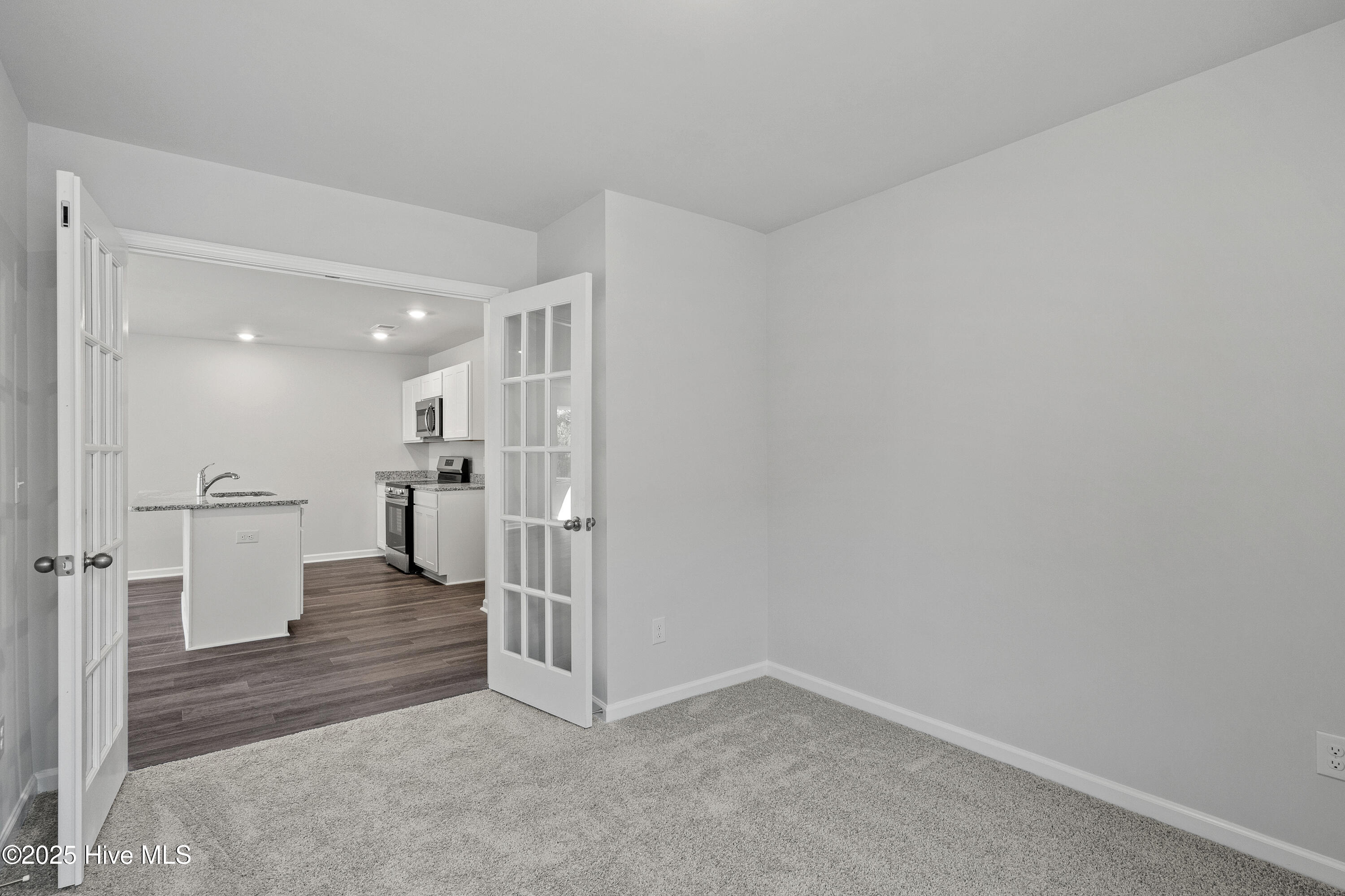 6934 Seaside Palms Place Property Photo 30