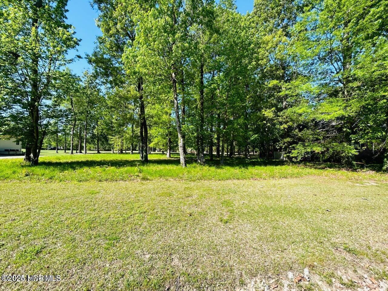4 Broad River Drive Property Photo 2
