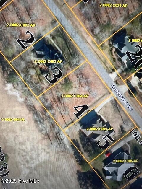 4 Broad River Drive Property Photo 5