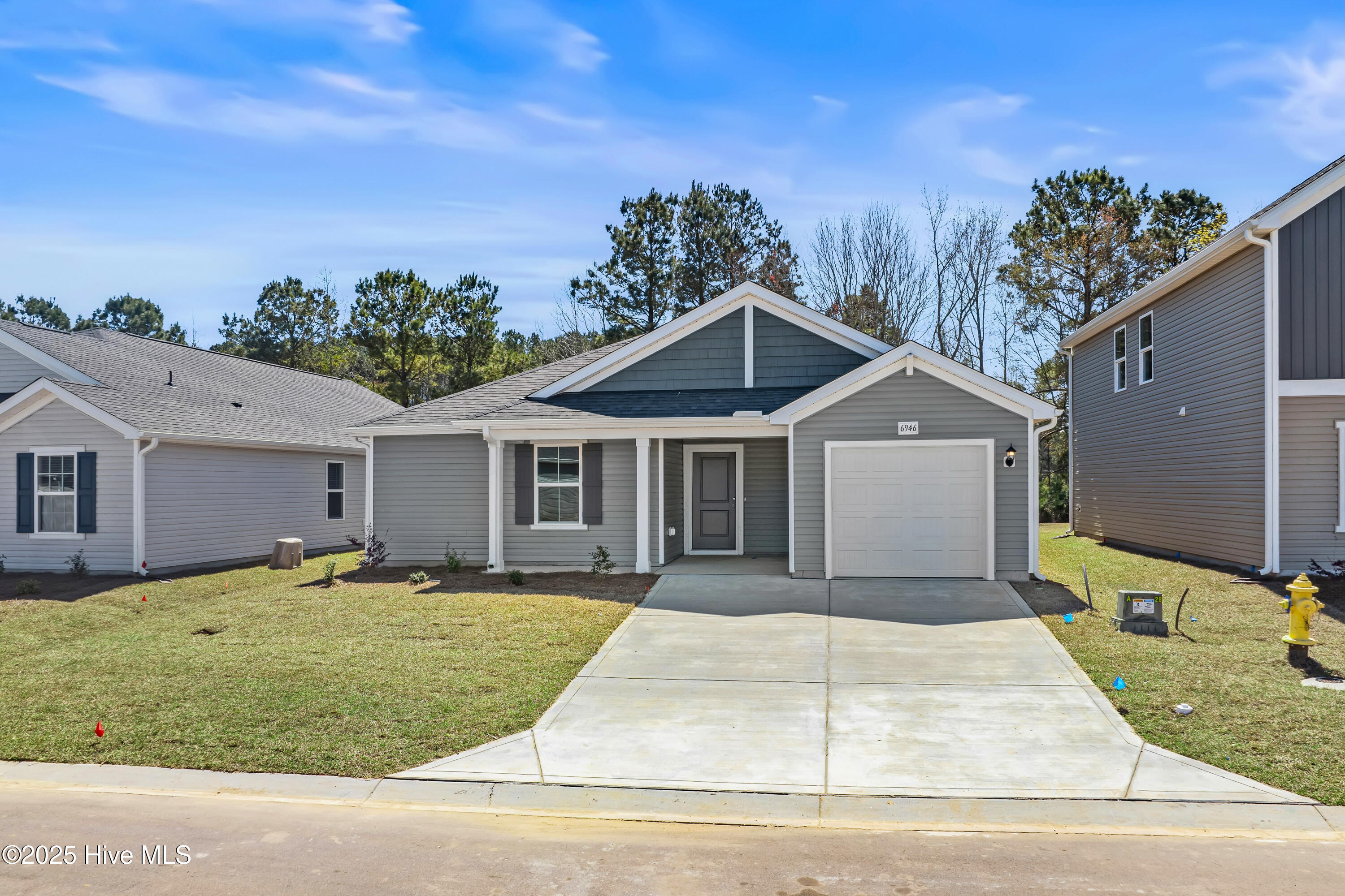 6946 Seaside Palms Place Property Photo 4