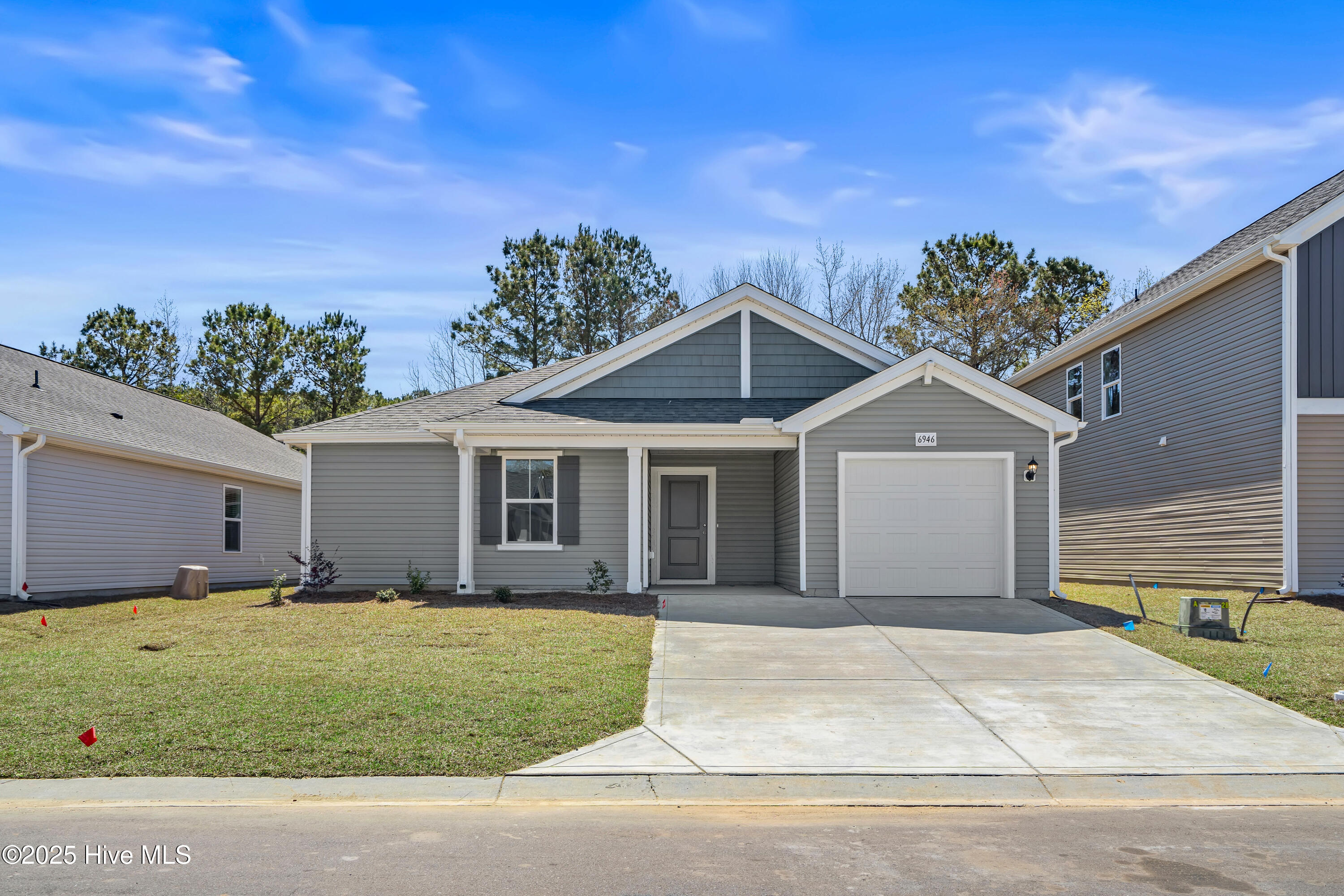 6946 Seaside Palms Place Property Photo 7