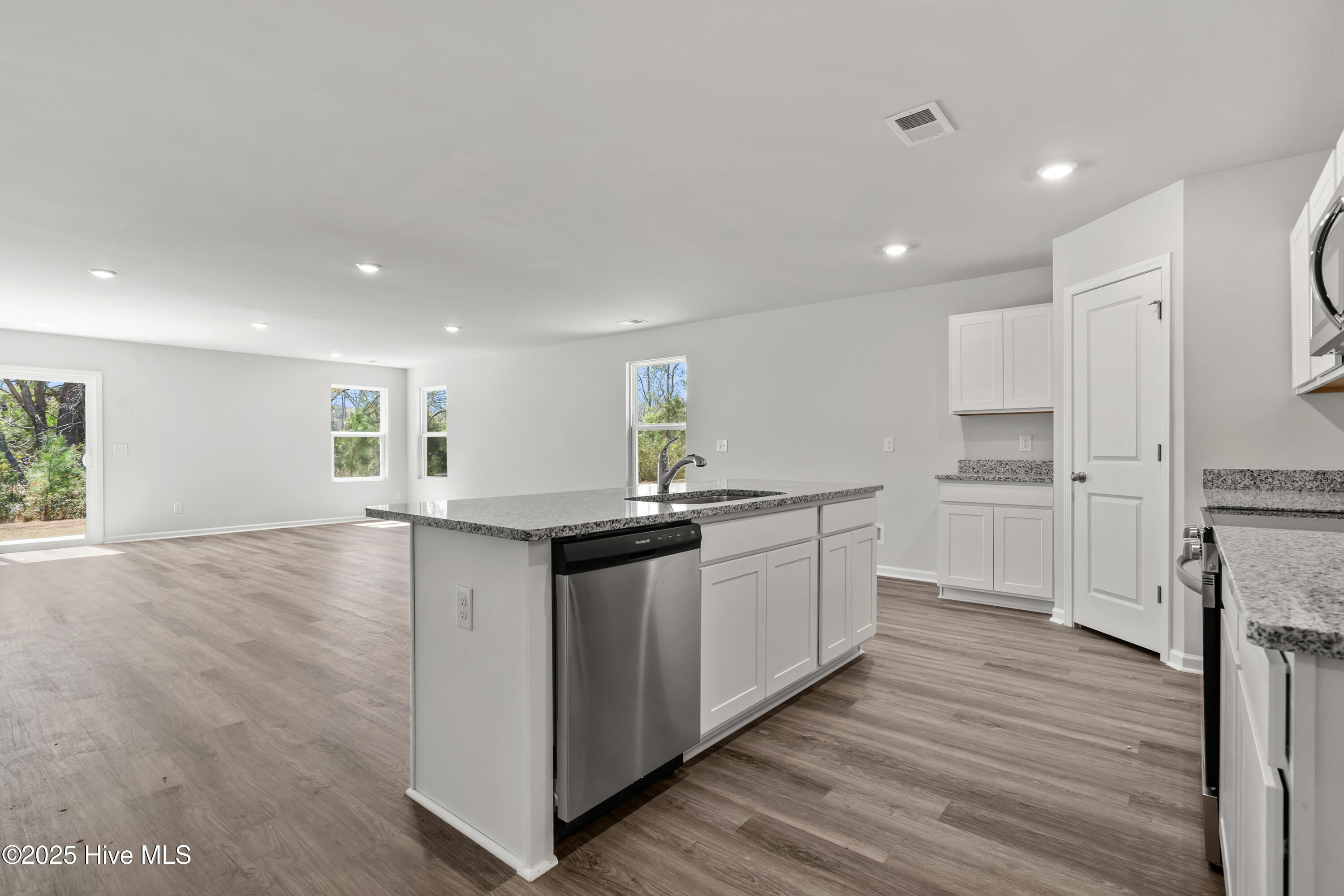 6946 Seaside Palms Place Property Photo 21