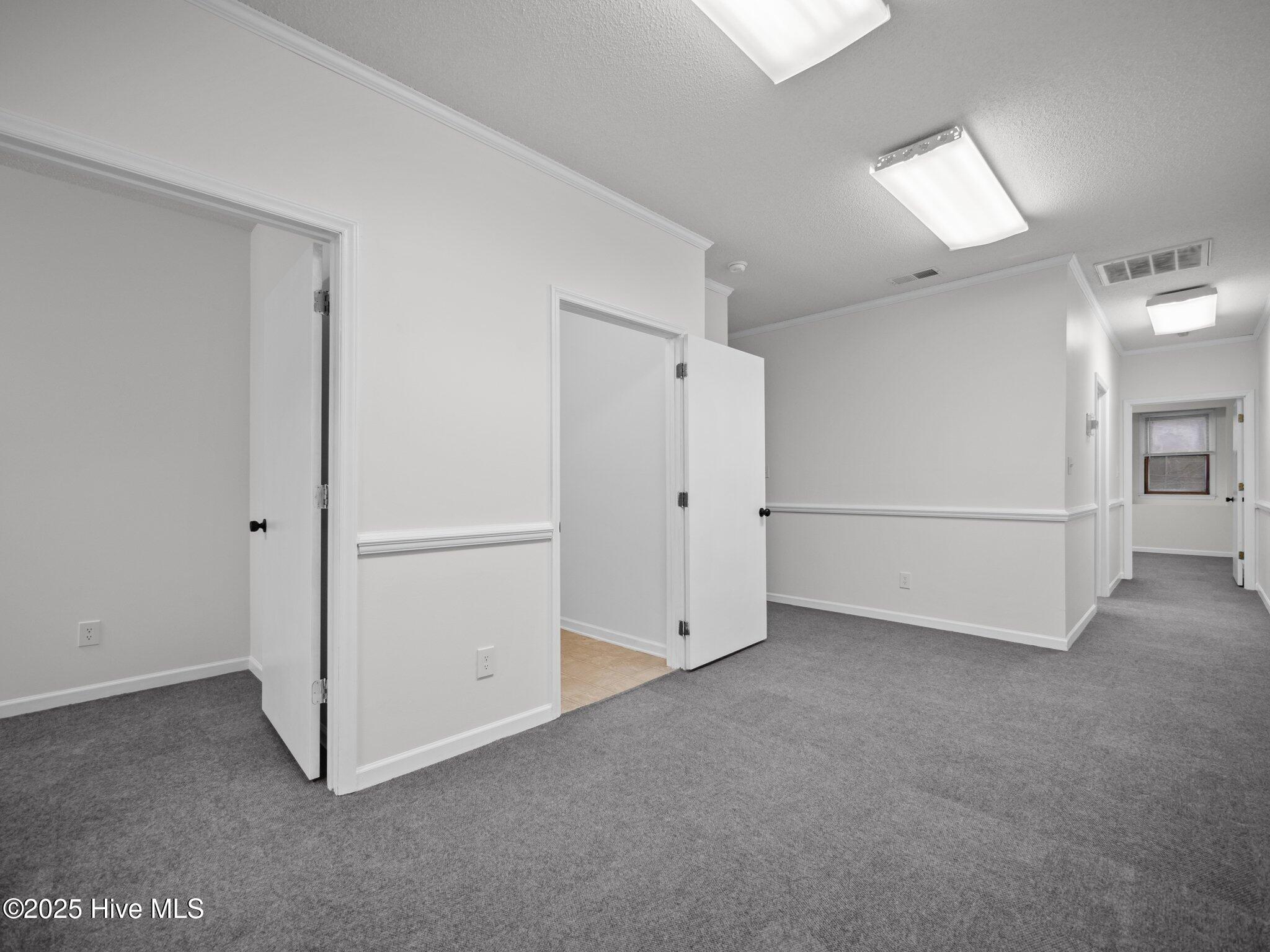 410 New Bridge Street 9b Property Photo 12