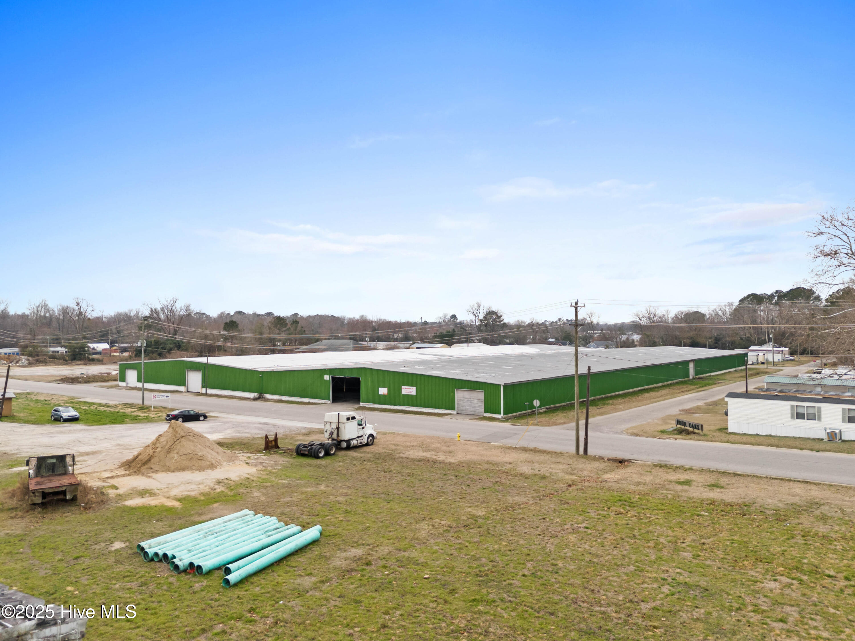 503 S Canal Street Property Photo 3