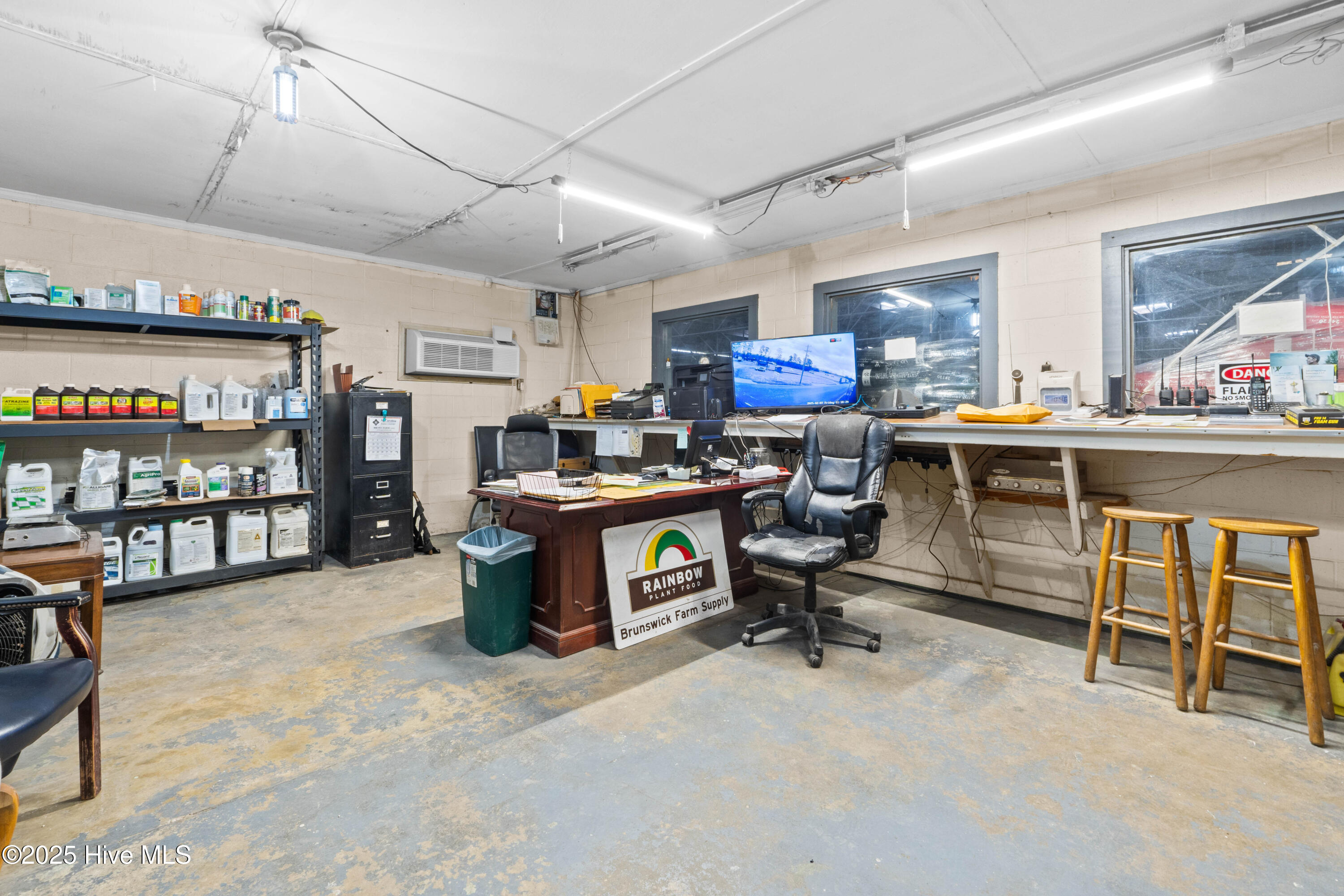 503 S Canal Street Property Photo 31