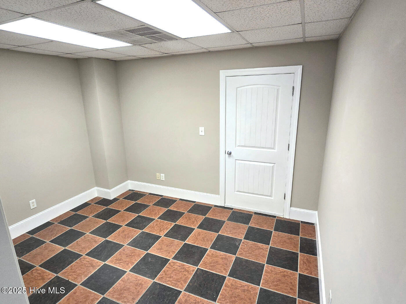114 Justin Drive Property Photo 10