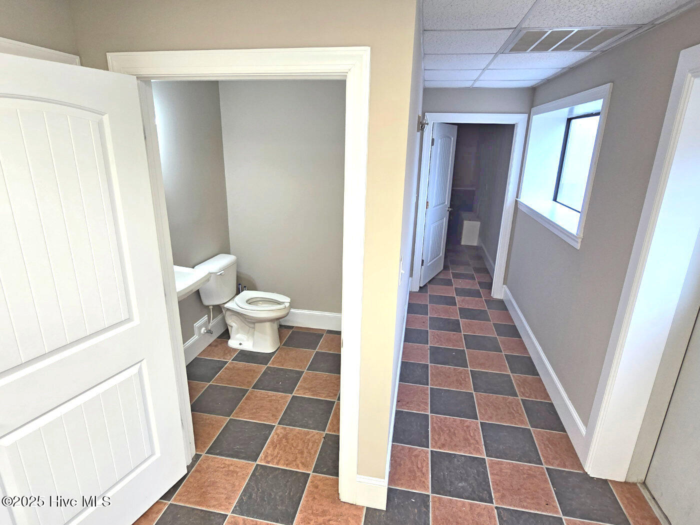 114 Justin Drive Property Photo 11
