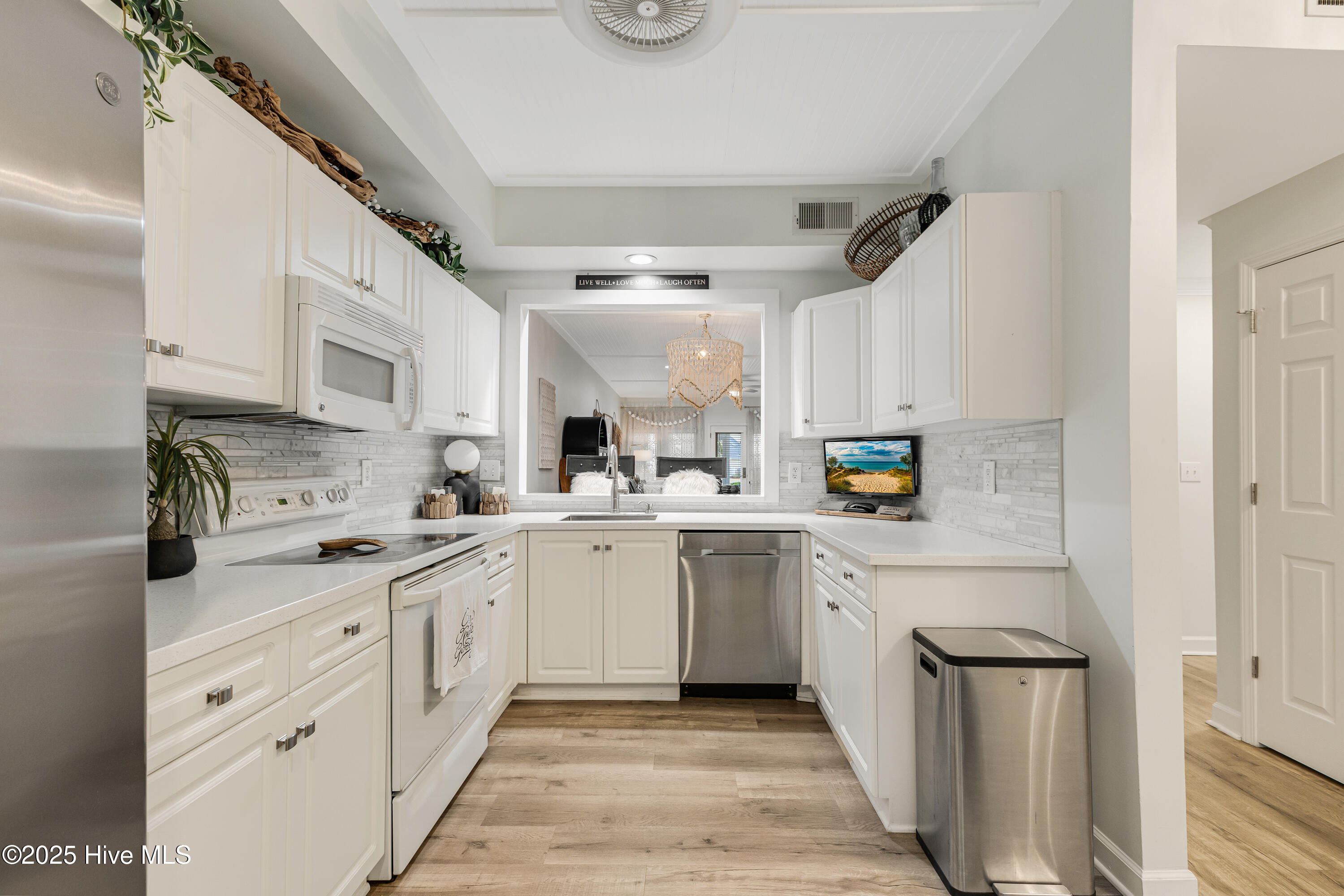 4515 Lighthouse Drive Unit 25b Property Photo 7