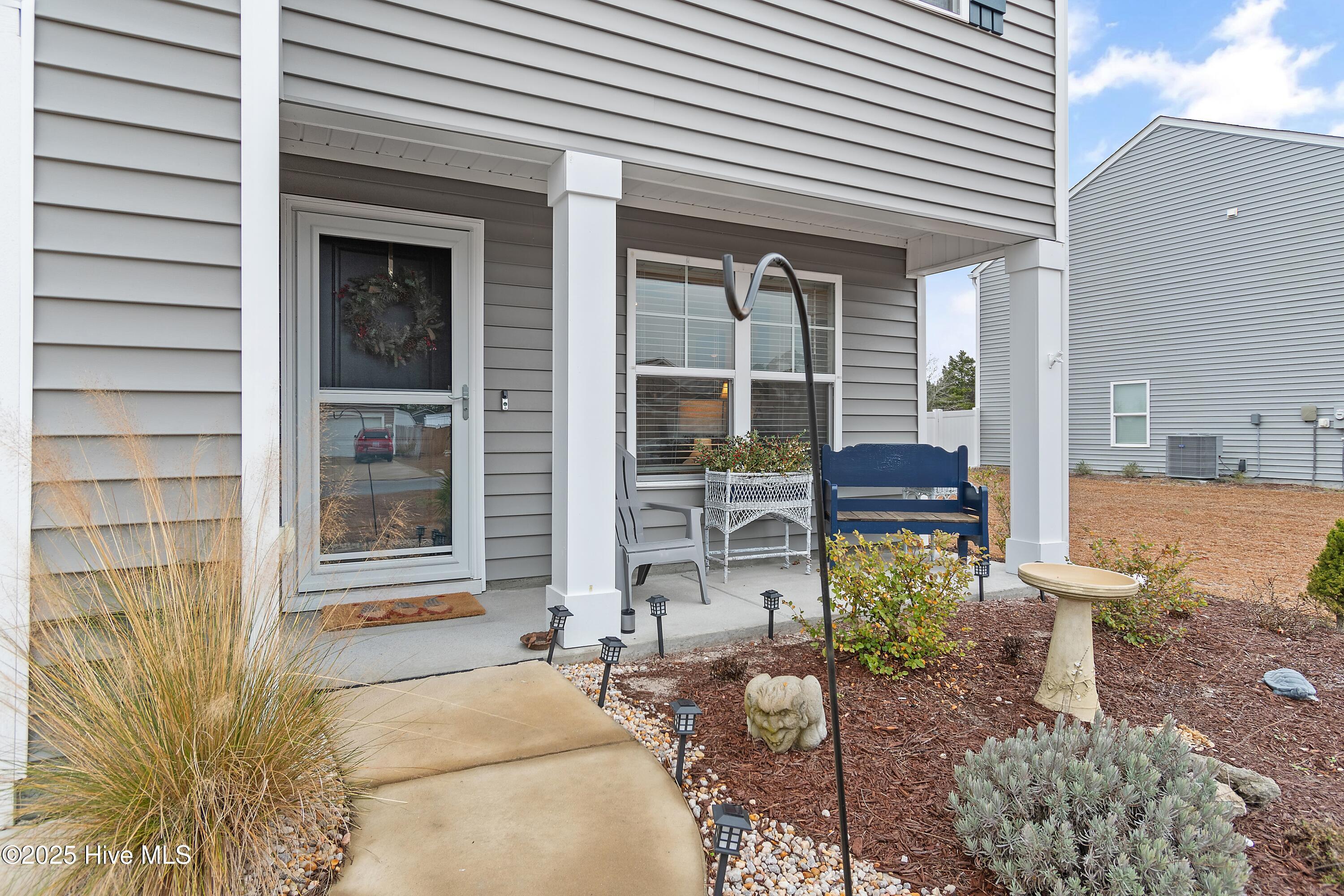 566 Pinecrest Street Property Photo 4