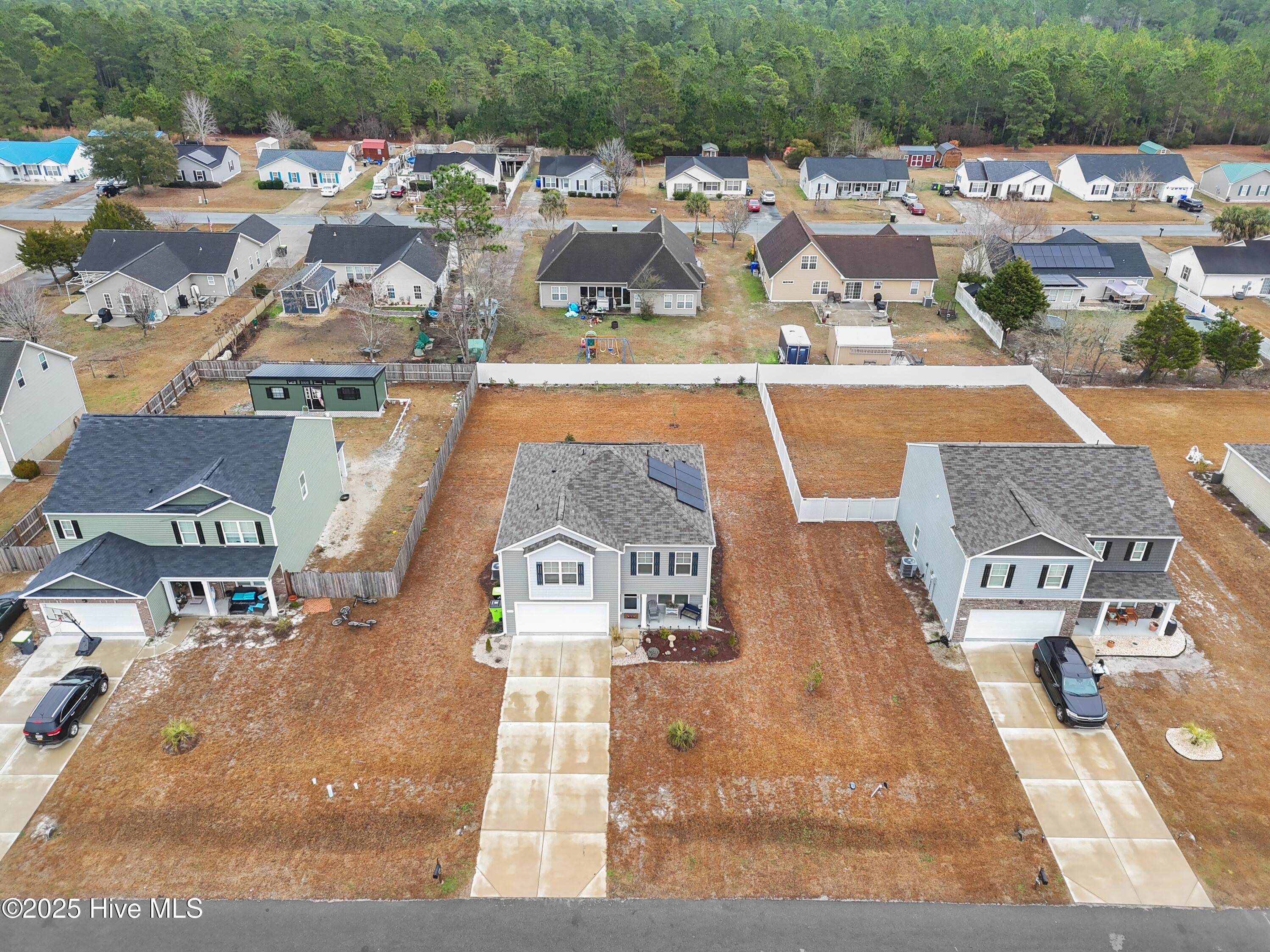 566 Pinecrest Street Property Photo 6