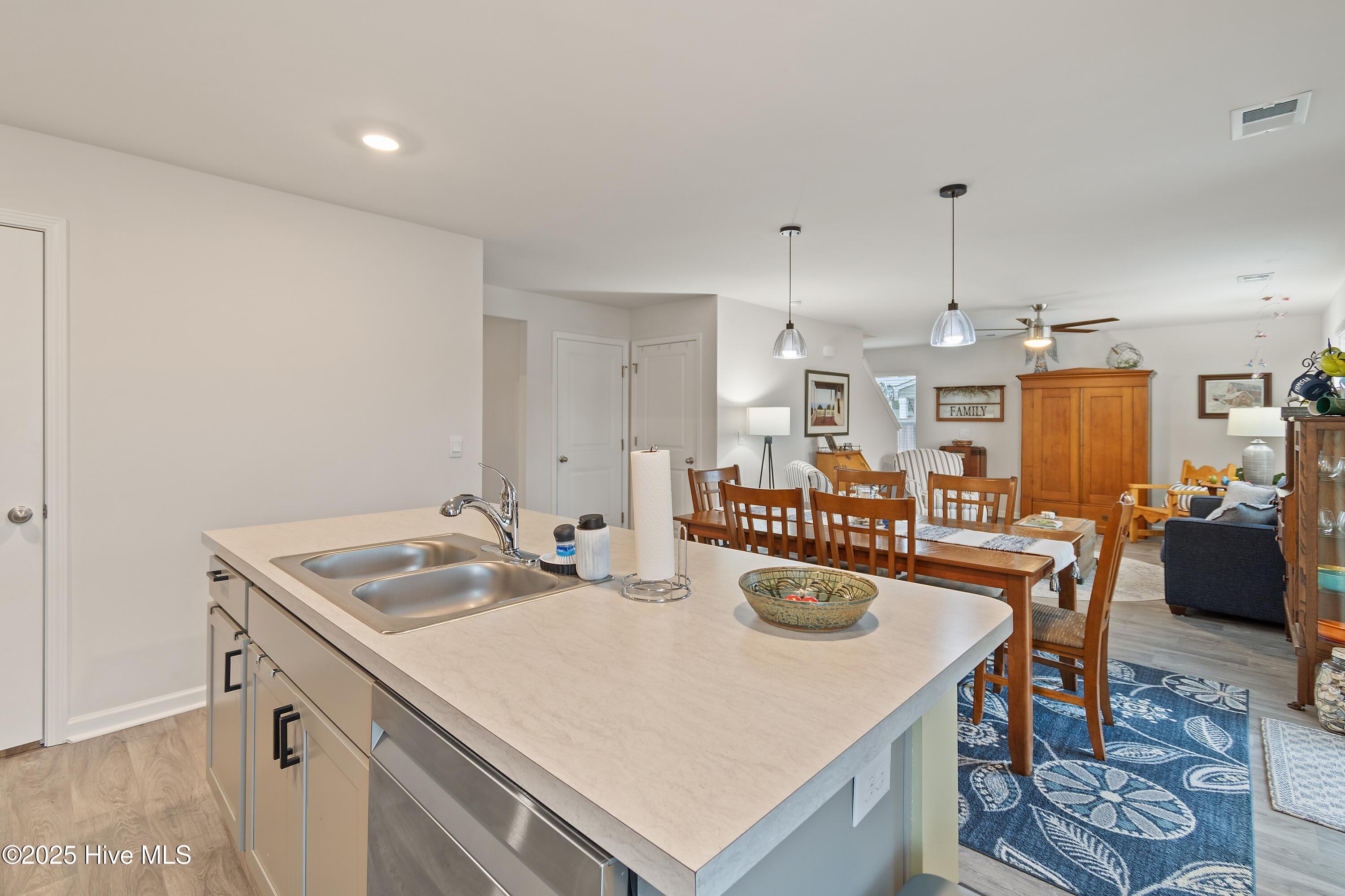 566 Pinecrest Street Property Photo 19