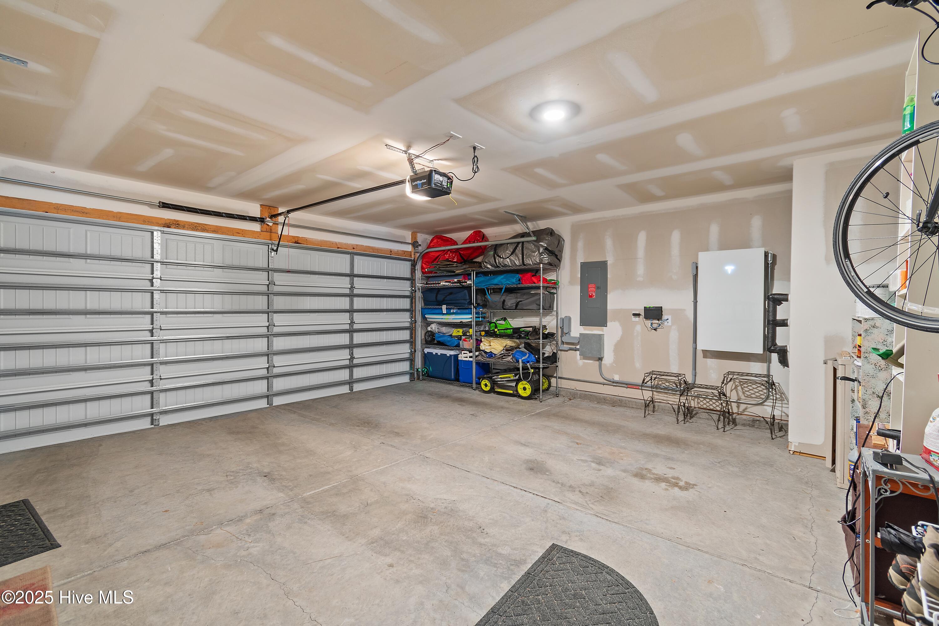 566 Pinecrest Street Property Photo 22