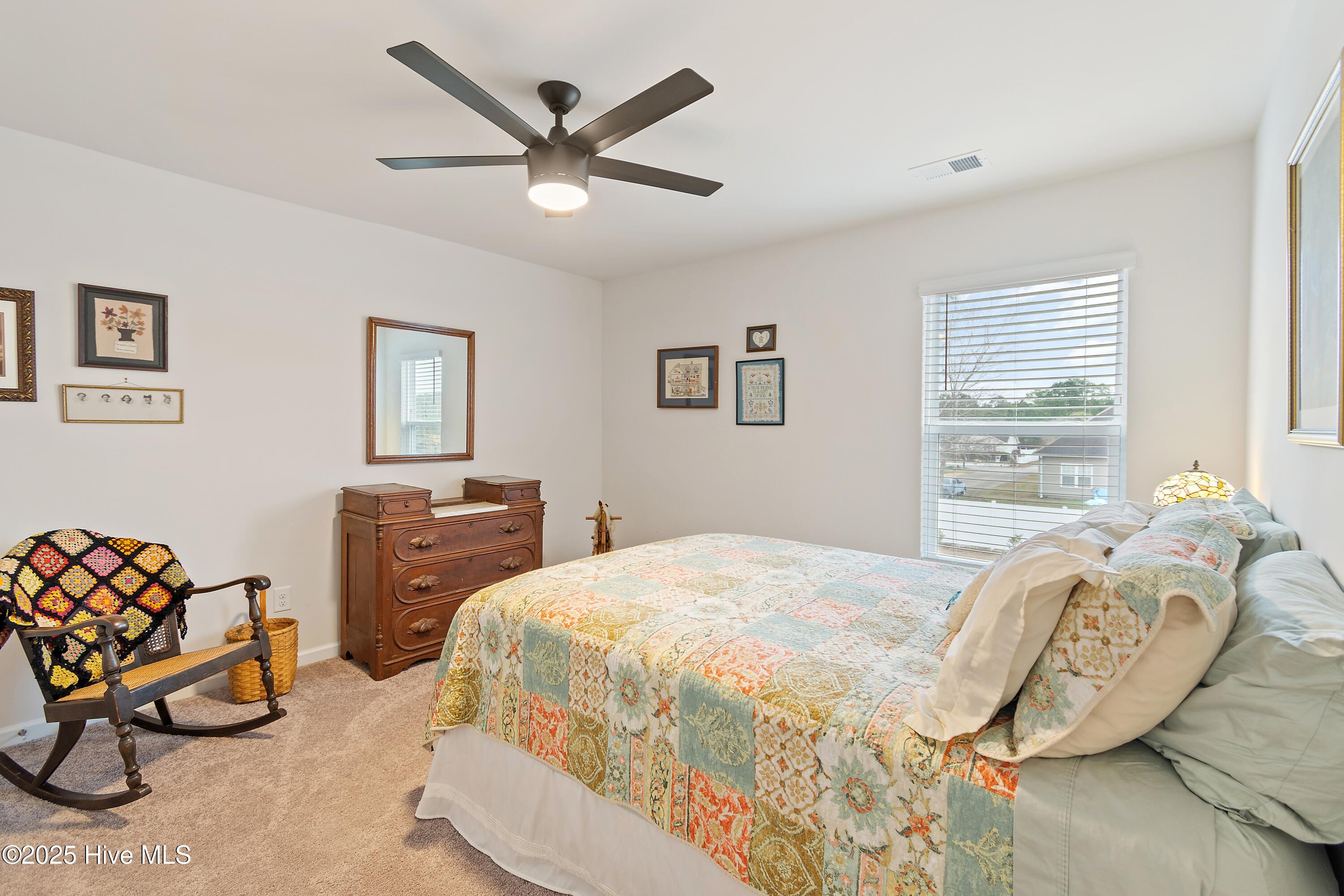 566 Pinecrest Street Property Photo 35