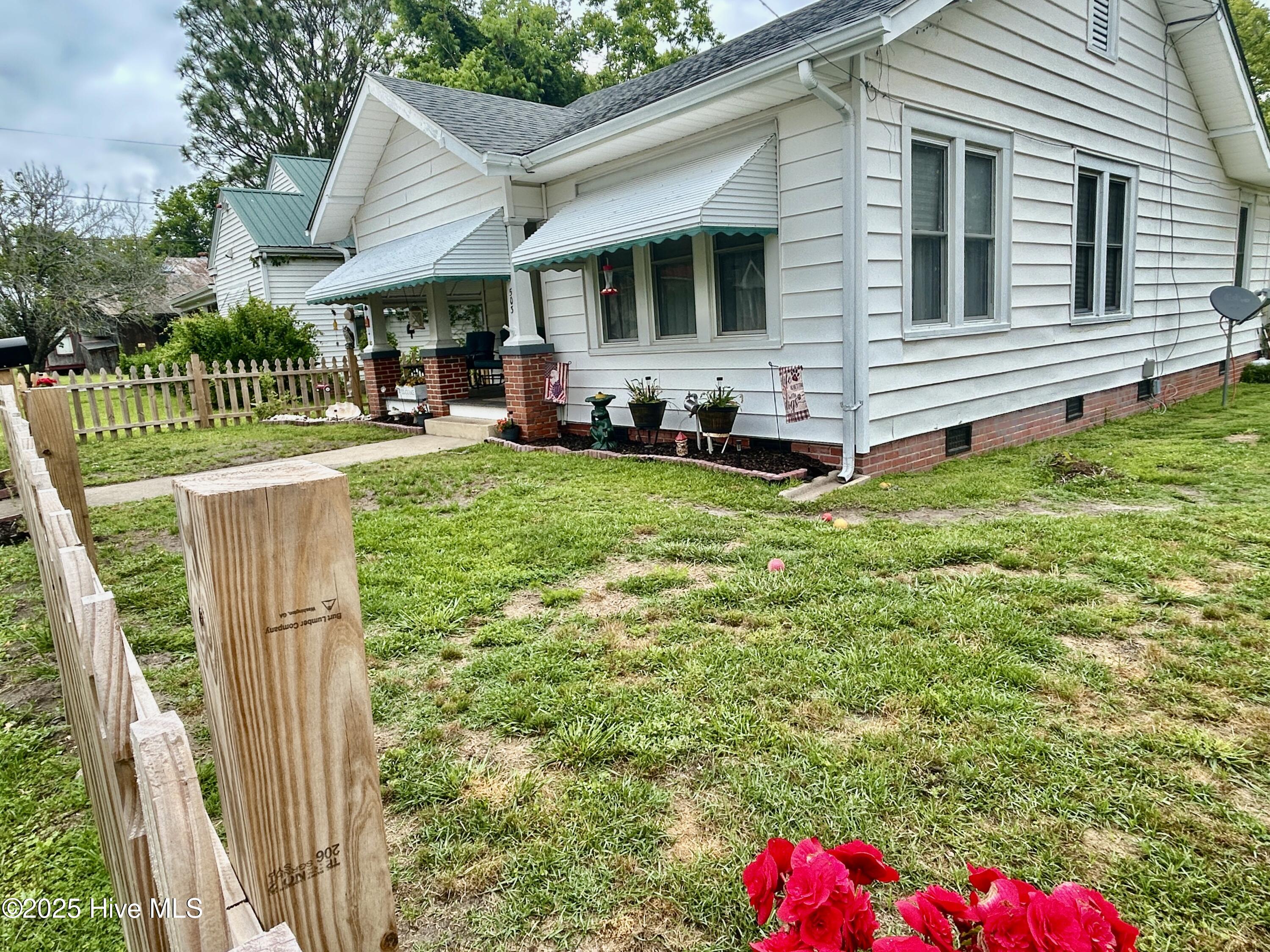 503 S Haughton Street Property Photo