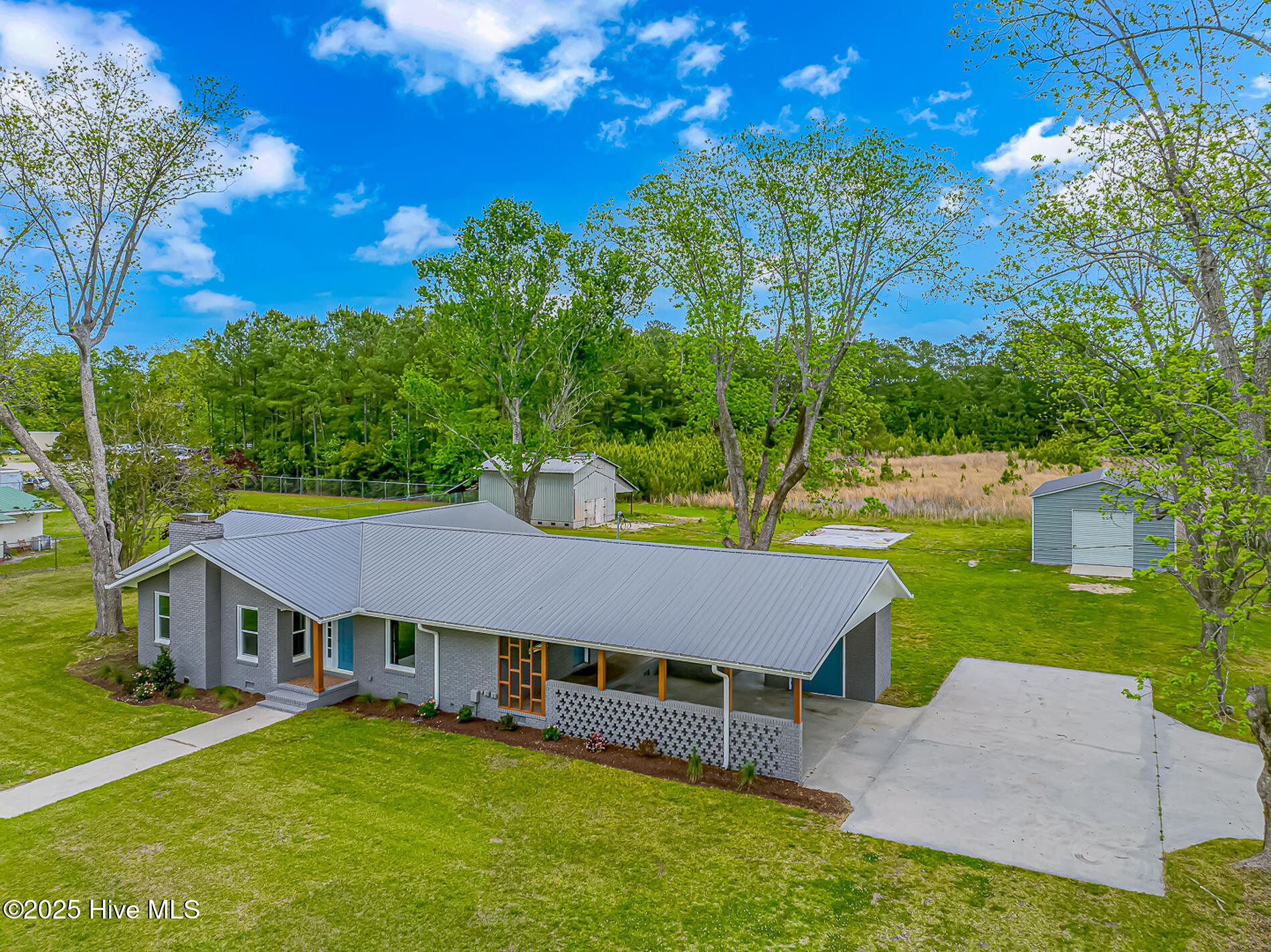 Green Sea Floyds Real Estate Listings Main Image