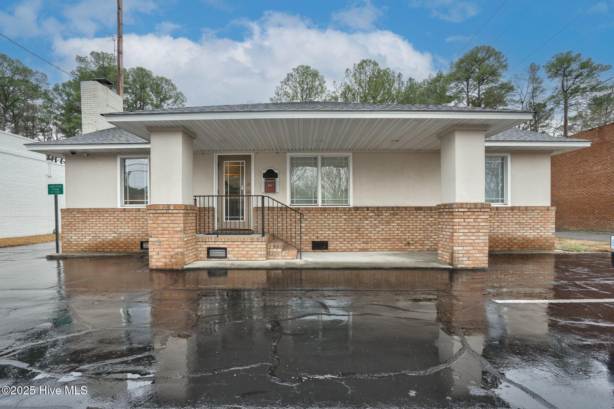 2627 Sunset Avenue Property Photo 1