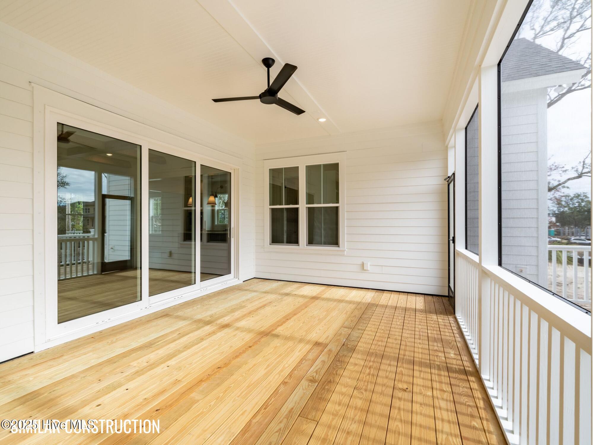 535 Sheldrake Court Property Photo 7