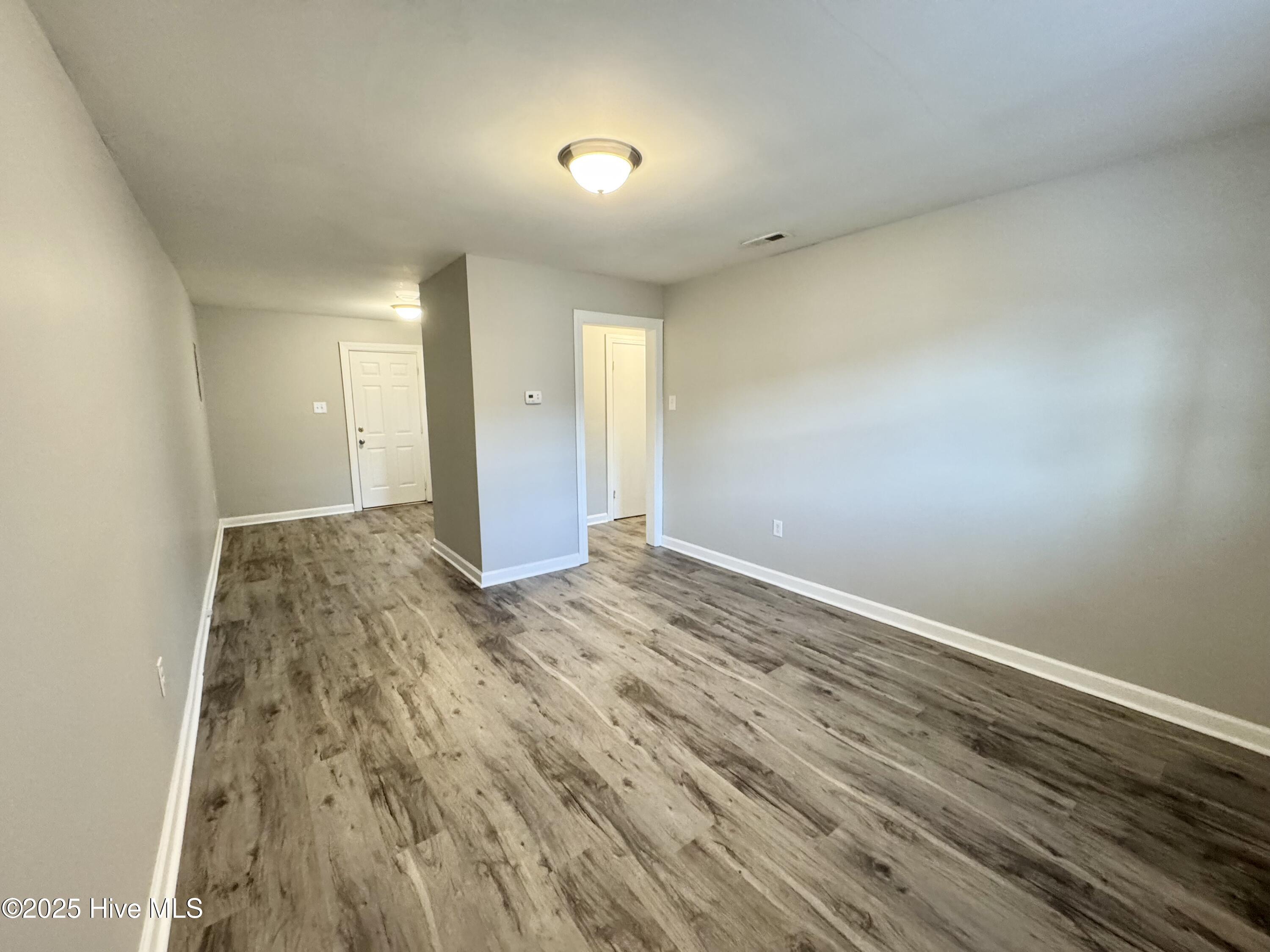 536 Smith Street Property Photo 5