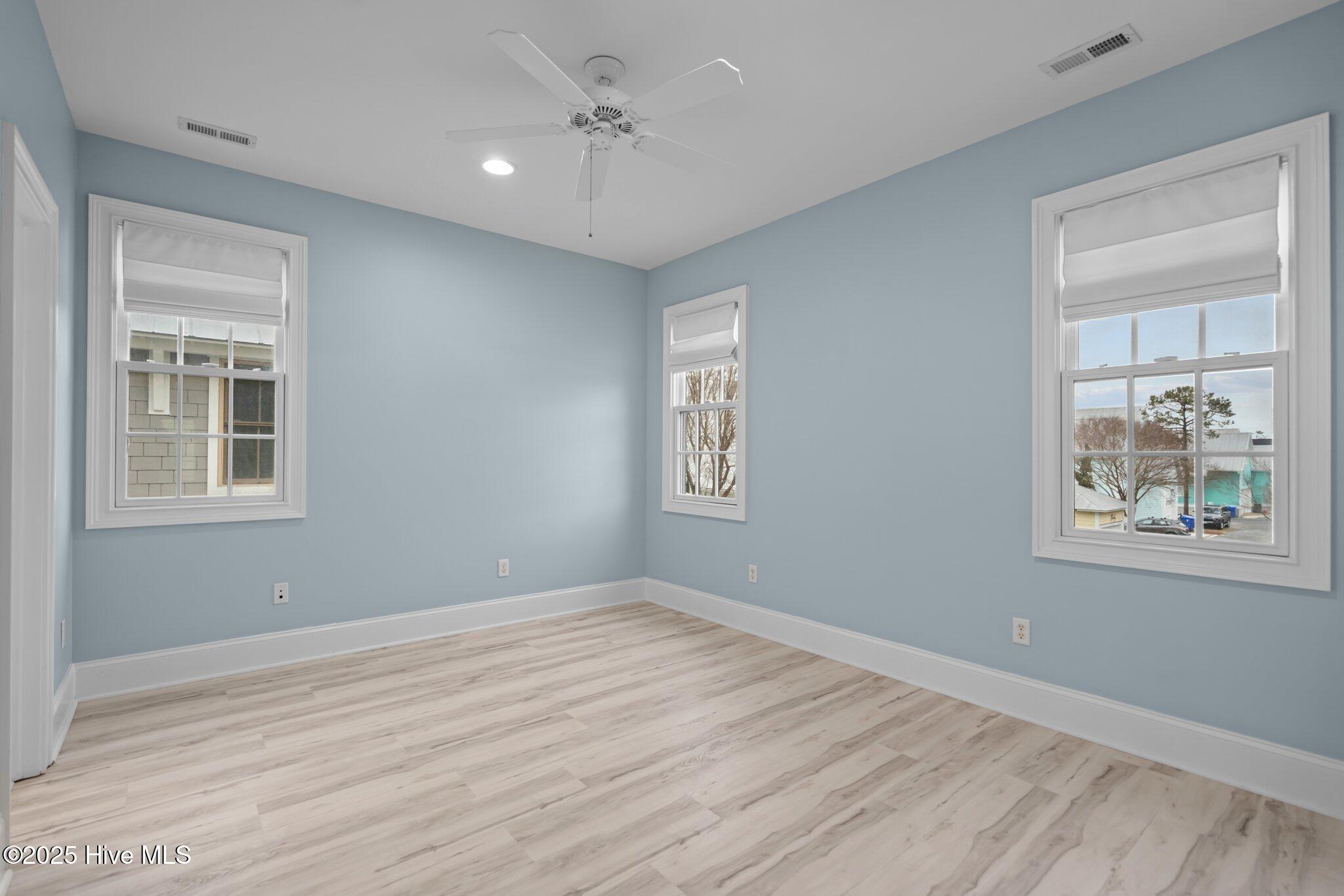 805 North Carolina Avenue Property Photo 20