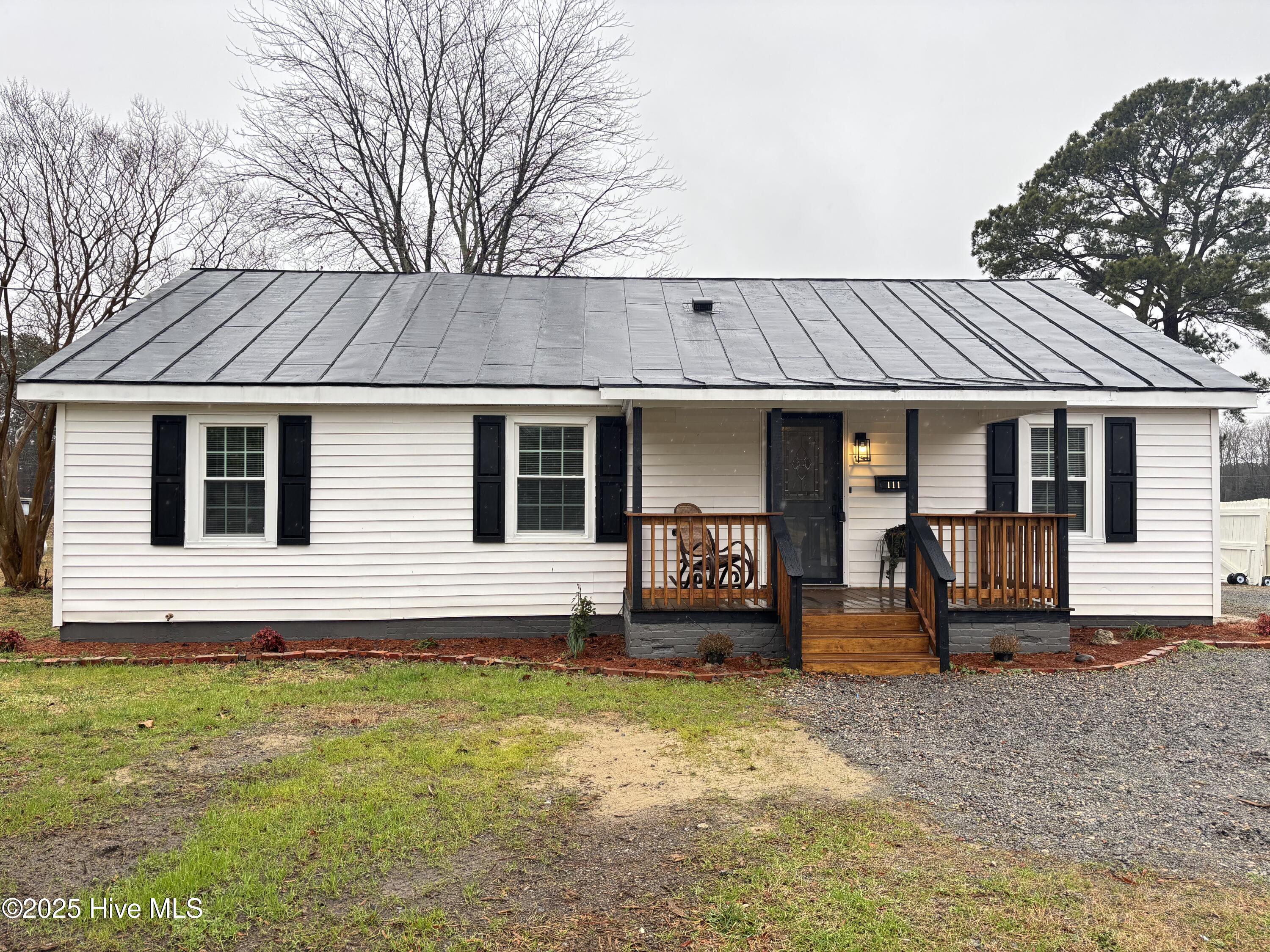 111 Lawrence Street Property Photo 1