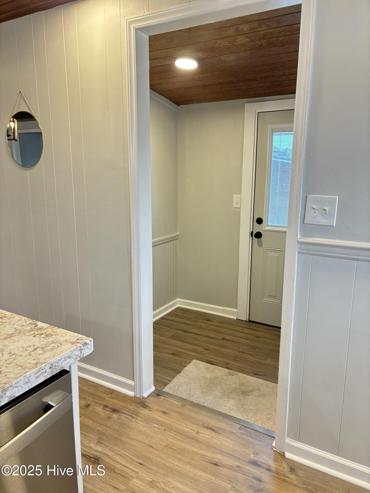 111 Lawrence Street Property Photo 16