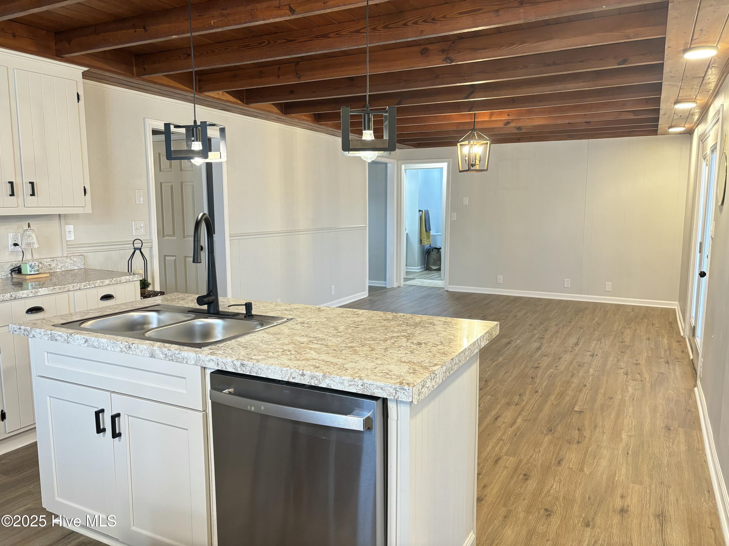 111 Lawrence Street Property Photo 24
