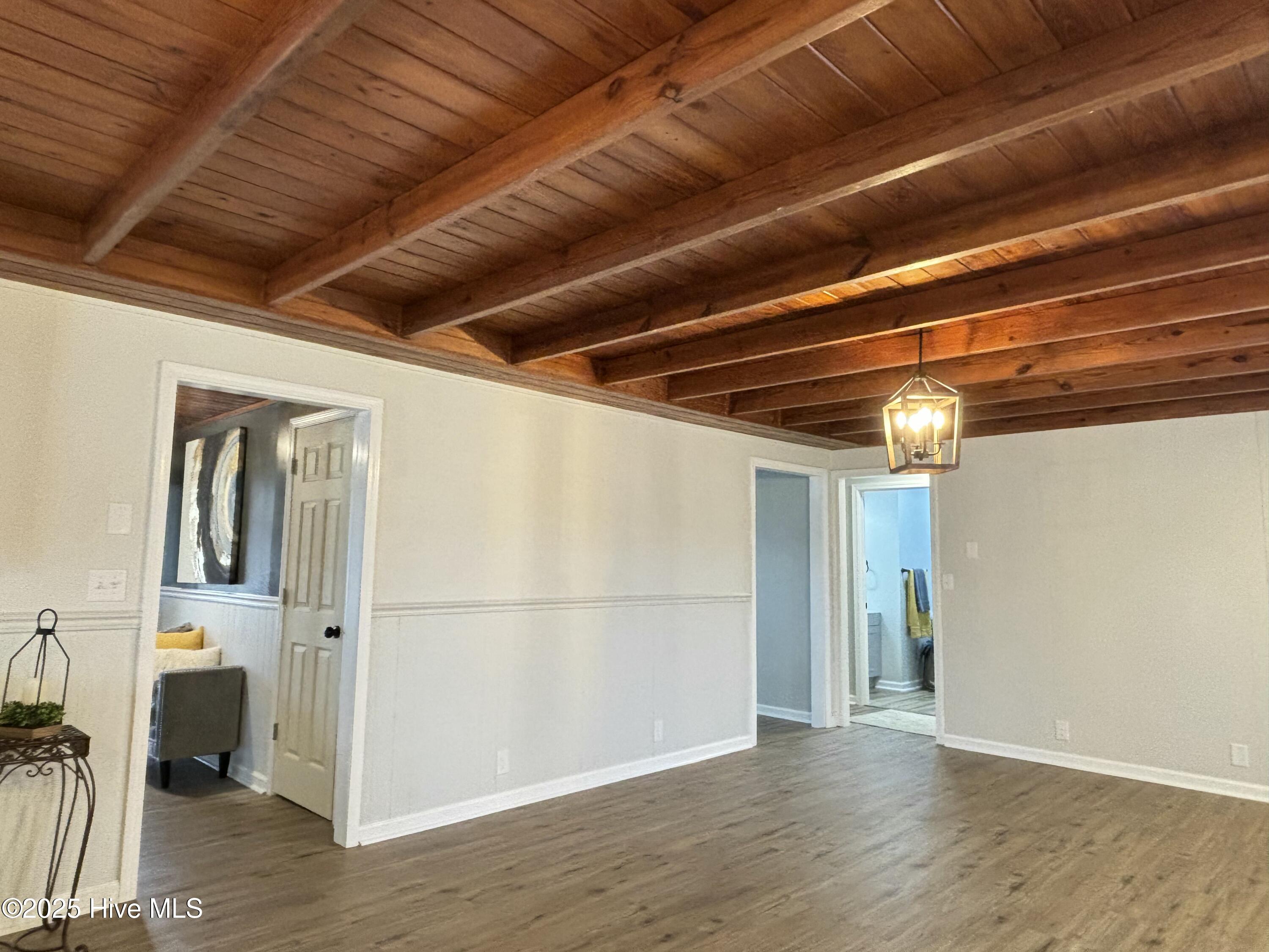 111 Lawrence Street Property Photo 25