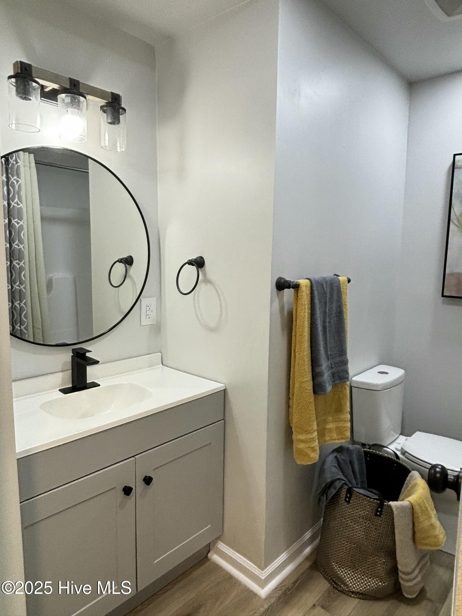 111 Lawrence Street Property Photo 38