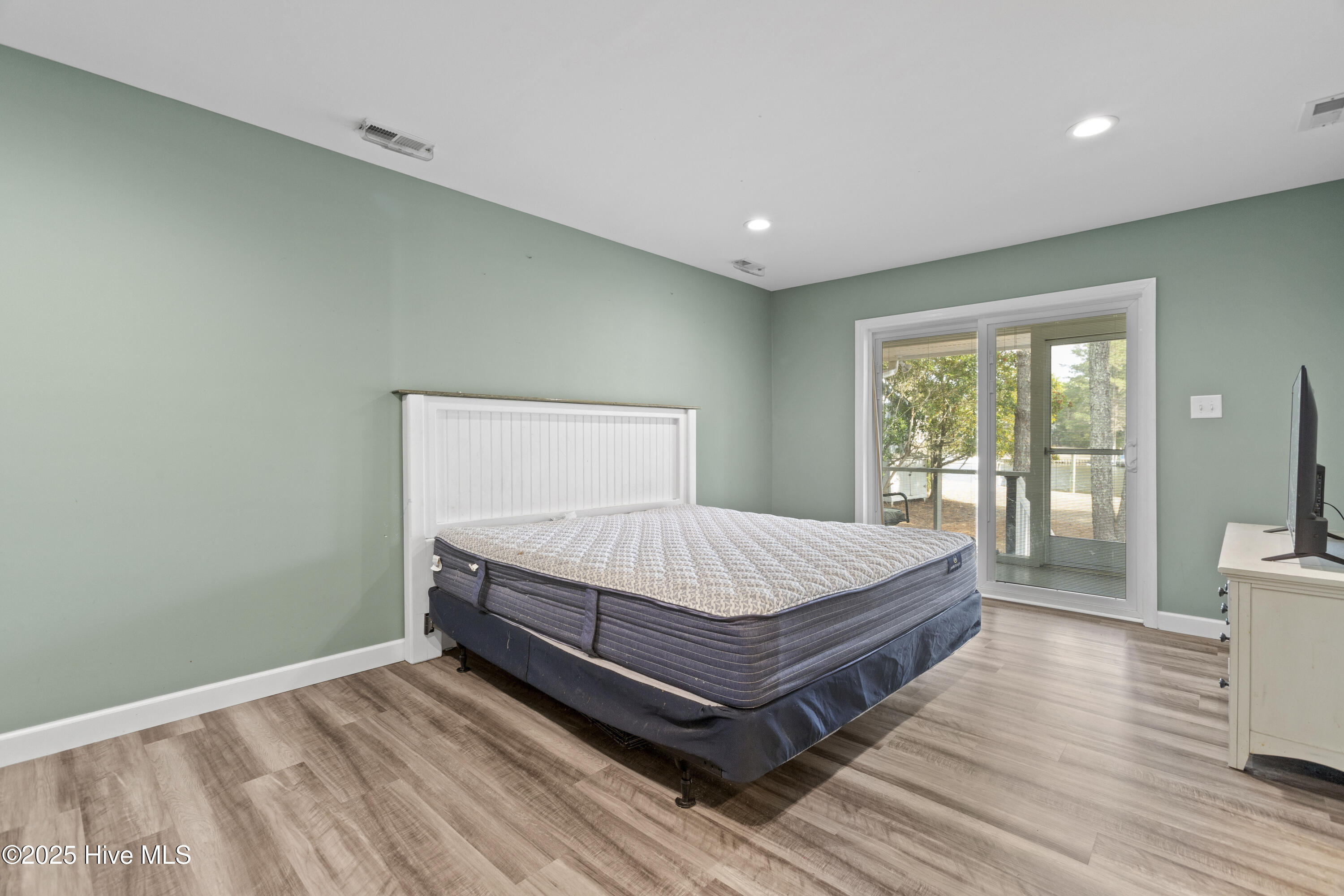 5724 Gondolier Drive Property Photo 9