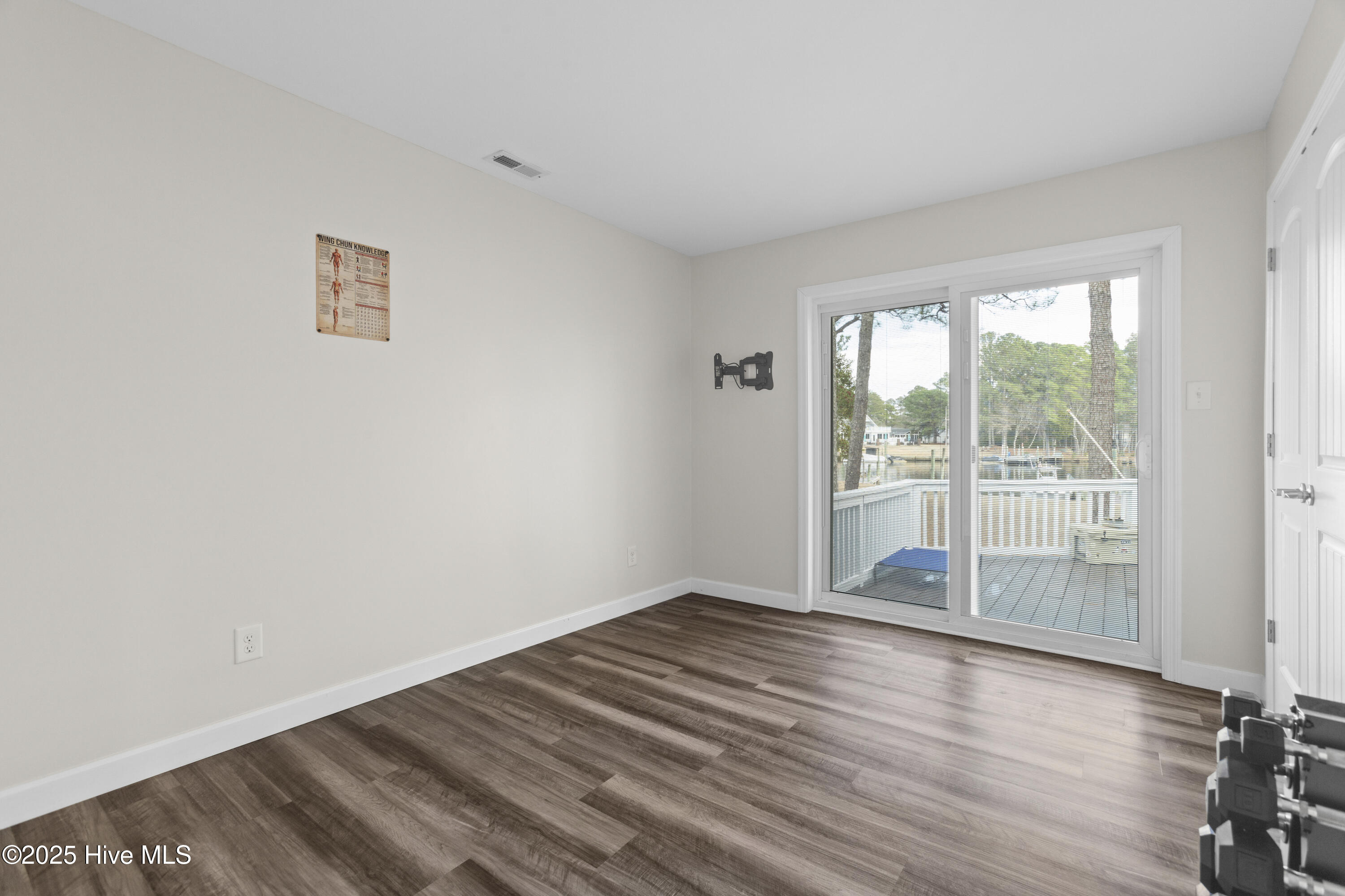 5724 Gondolier Drive Property Photo 13