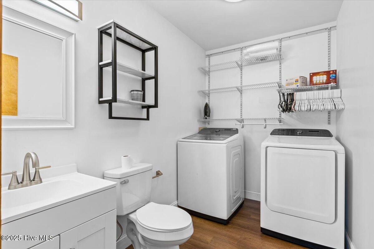 849 N Shore Drive Property Photo 32