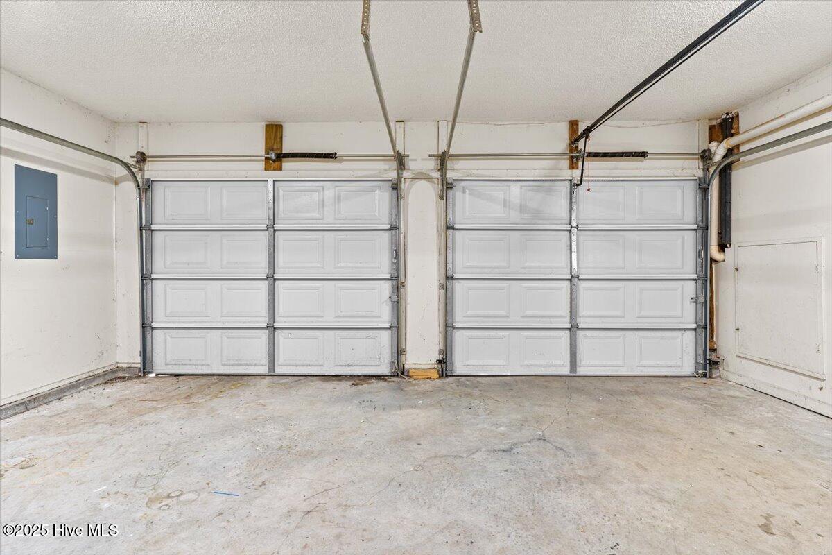 849 N Shore Drive Property Photo 36