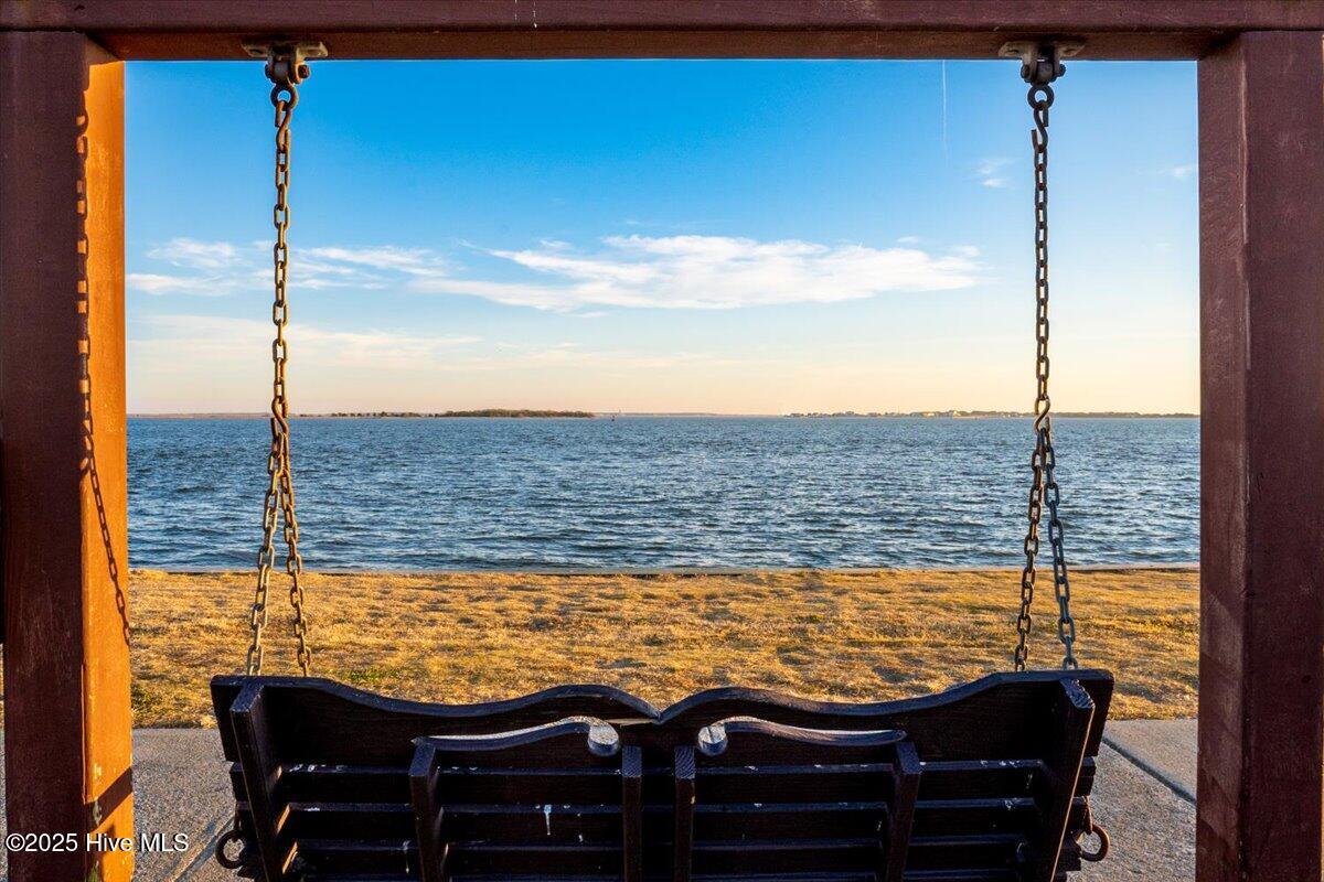 849 N Shore Drive Property Photo 54