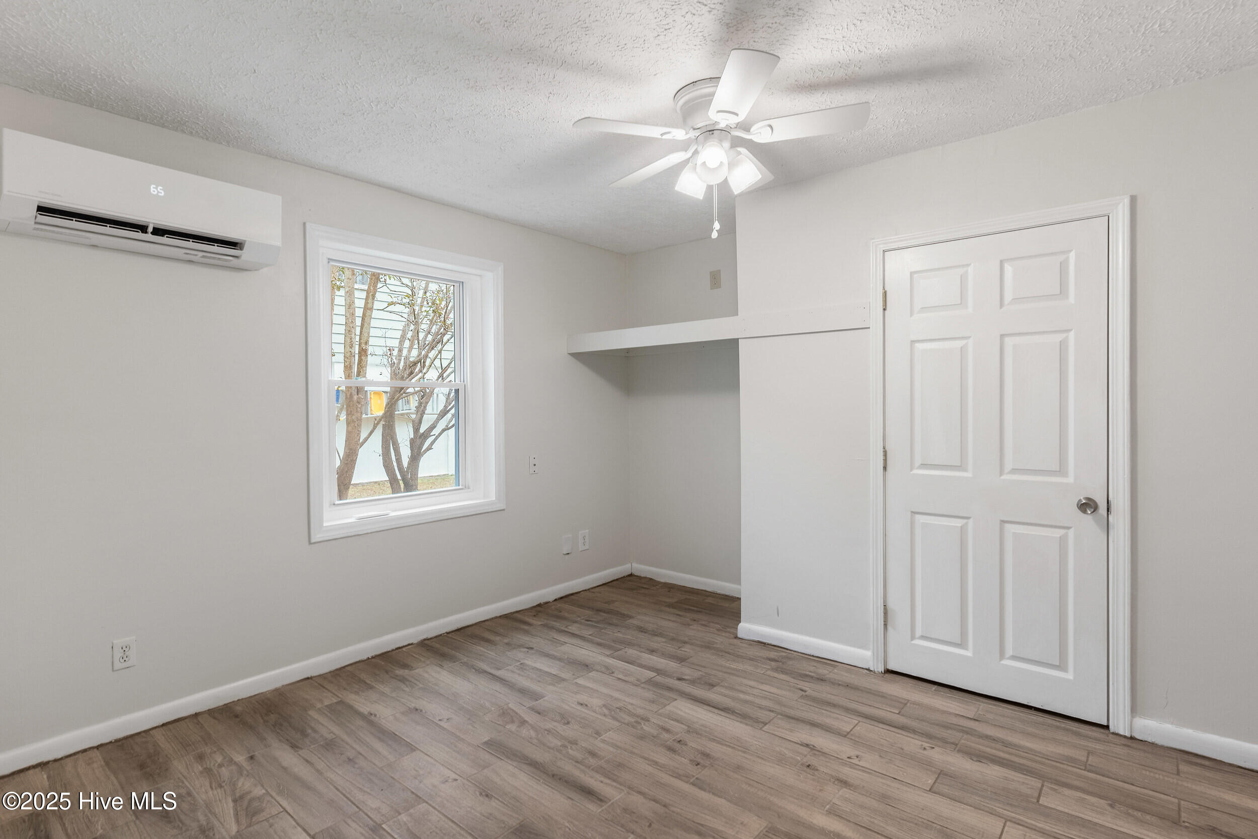 933 Tidewater Lane Property Photo 32