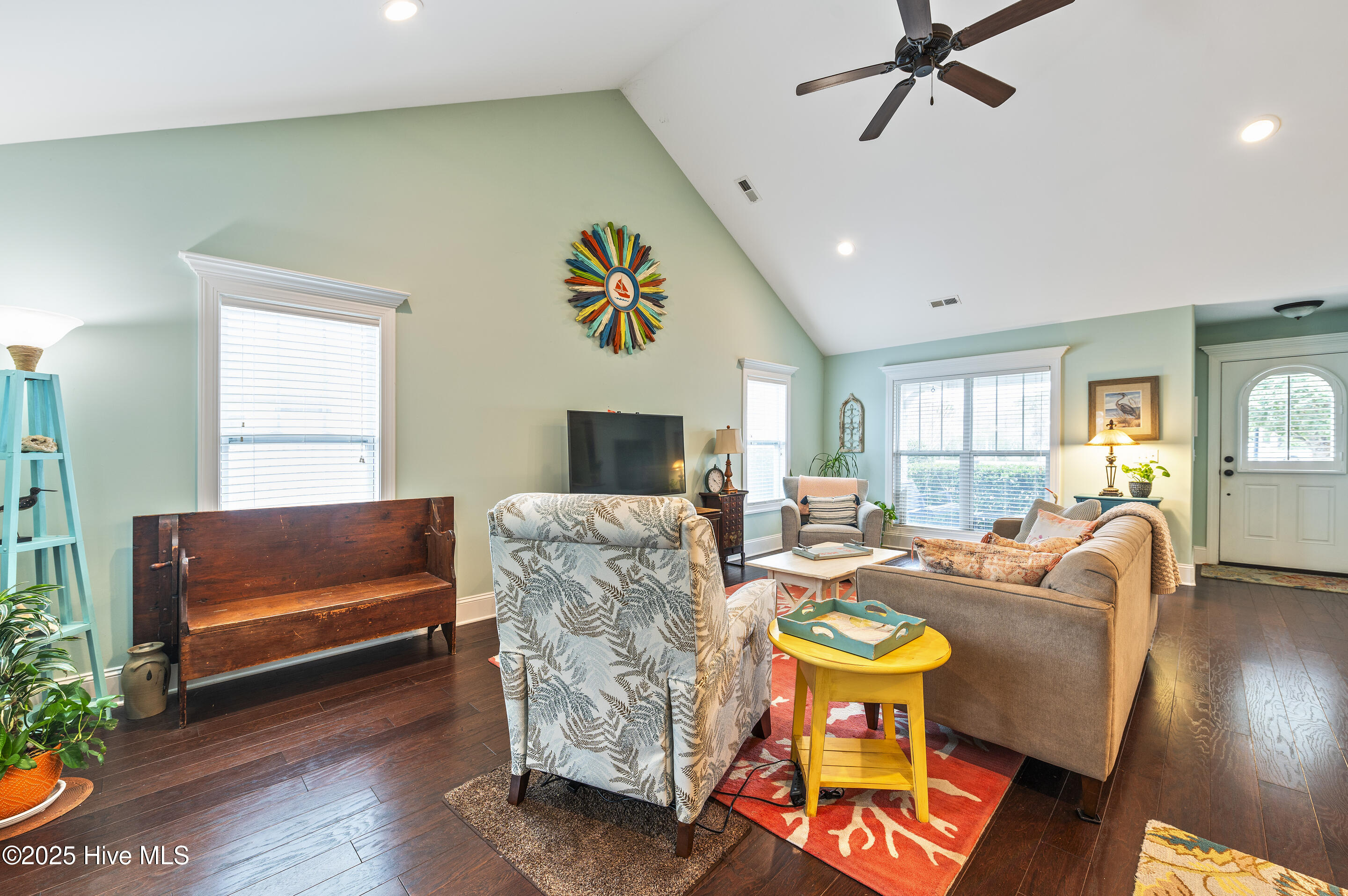 1110 Caney Court Property Photo 2