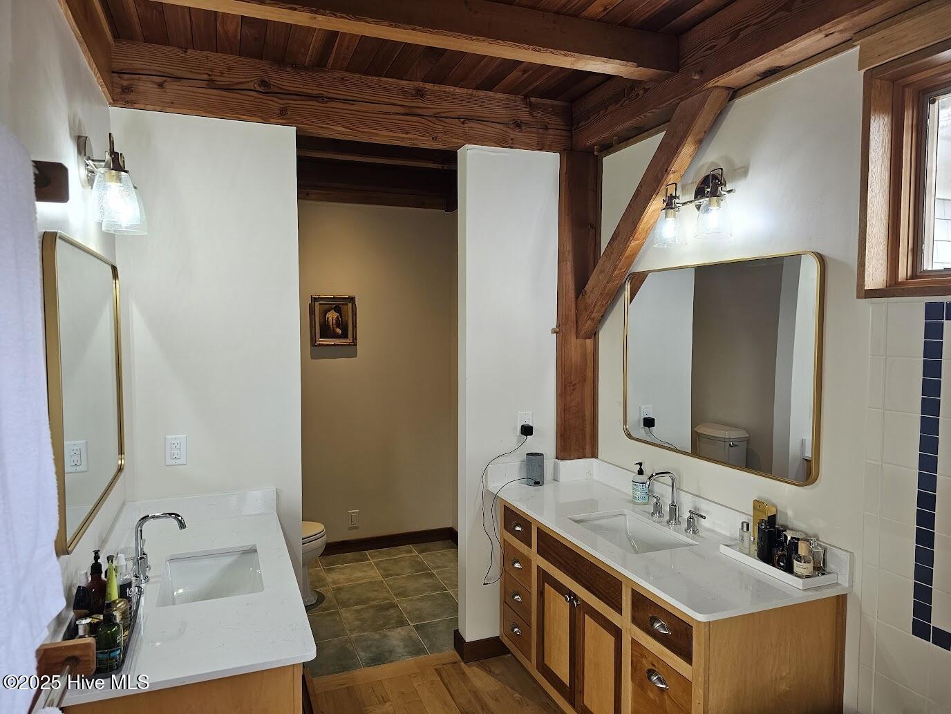 986 Avila Avenue Property Photo 34