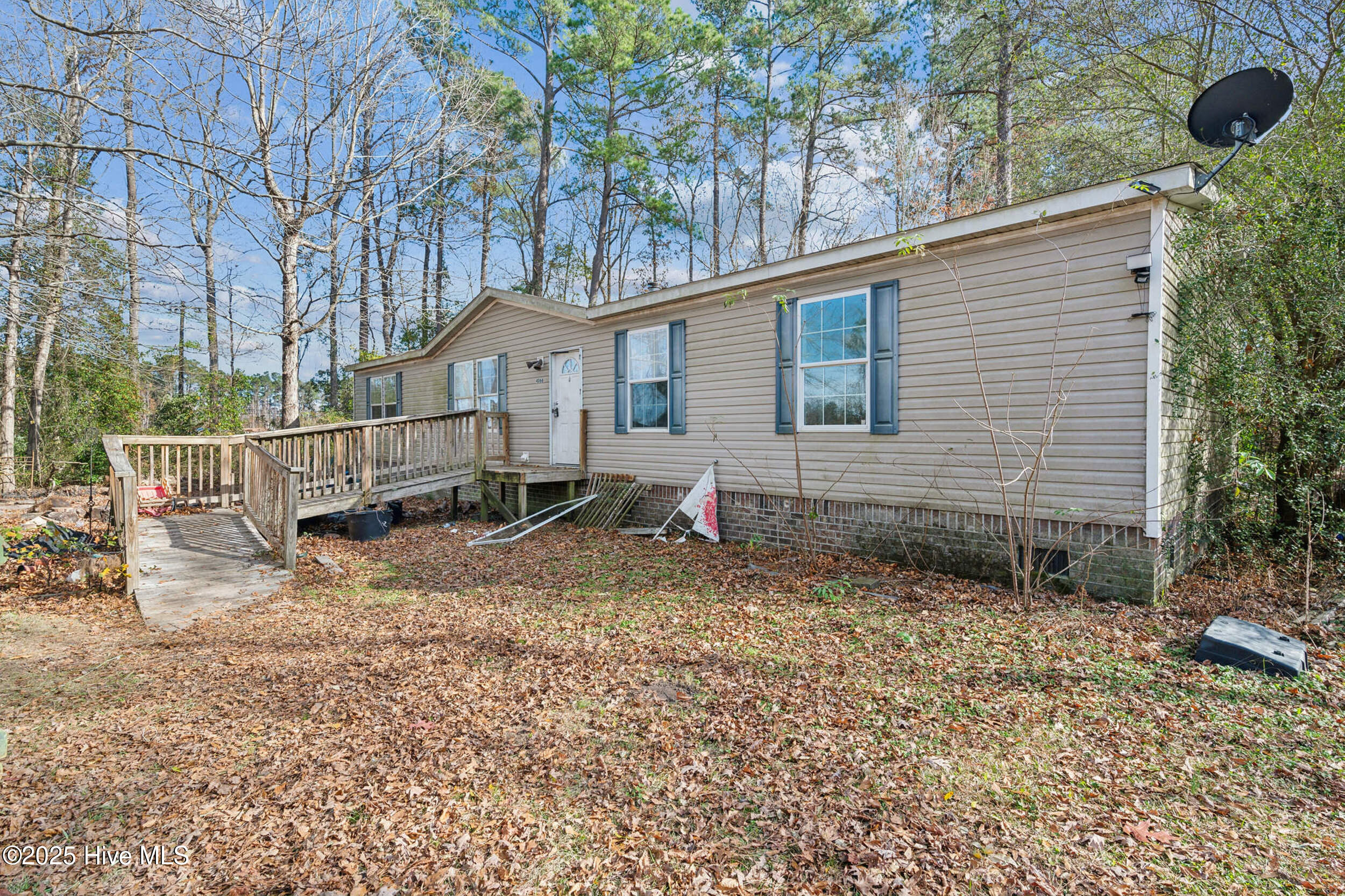 4066 General Howe Highway Property Photo 1