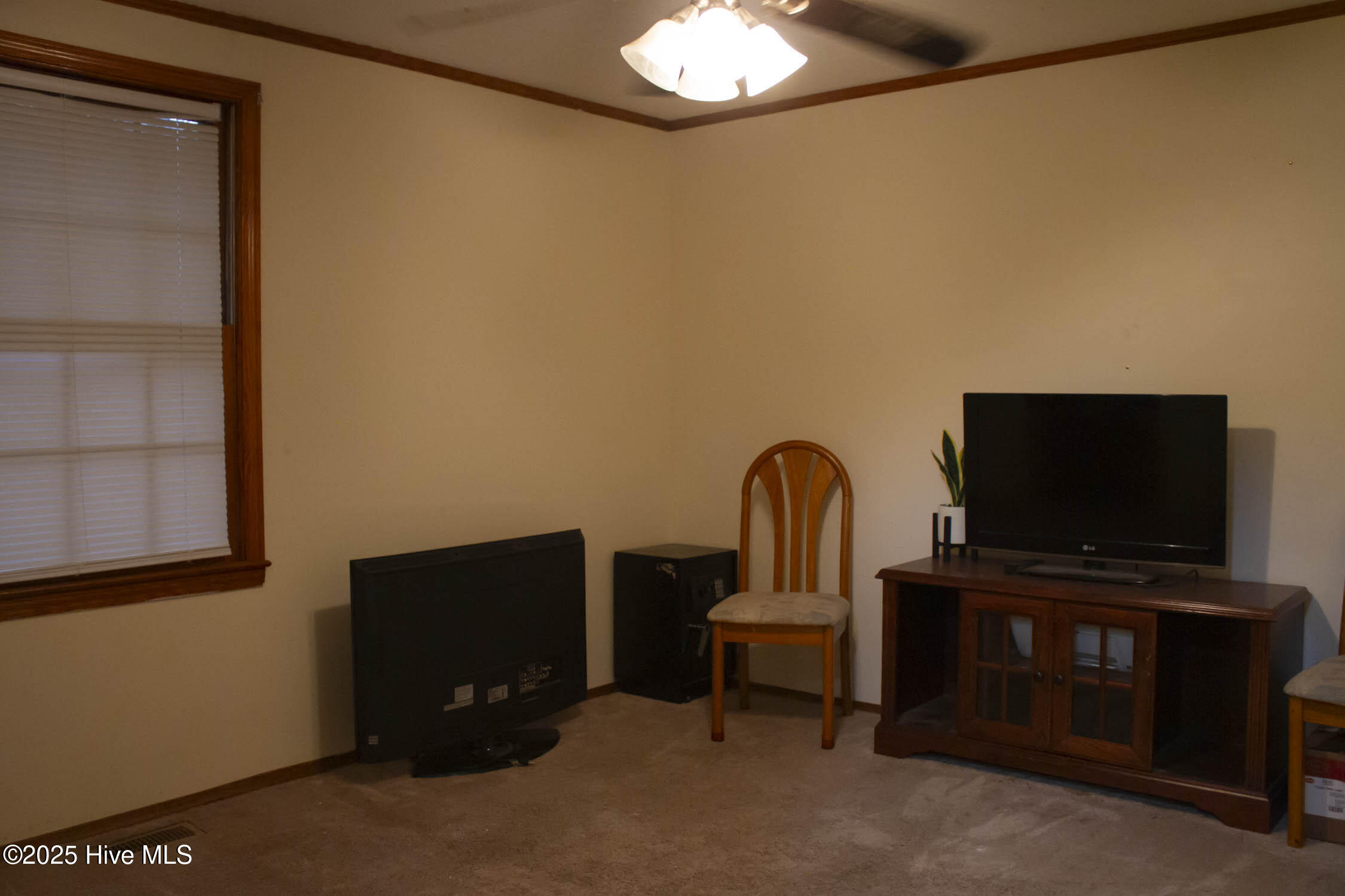 522 Perry Street Property Photo 12