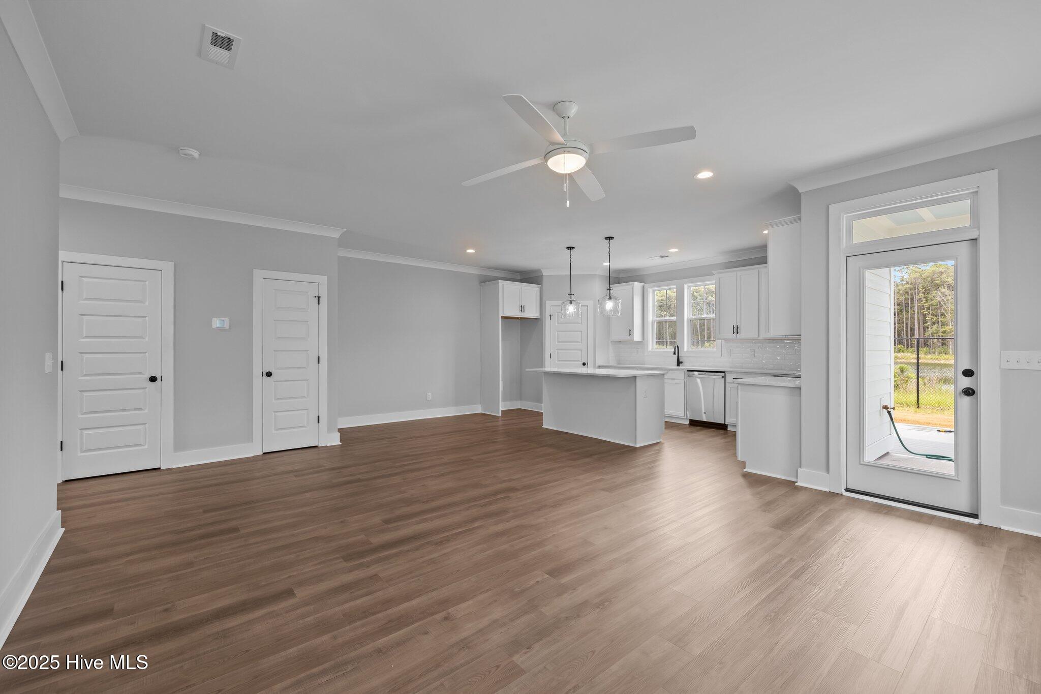 135 Freedom Park Road Property Photo 4