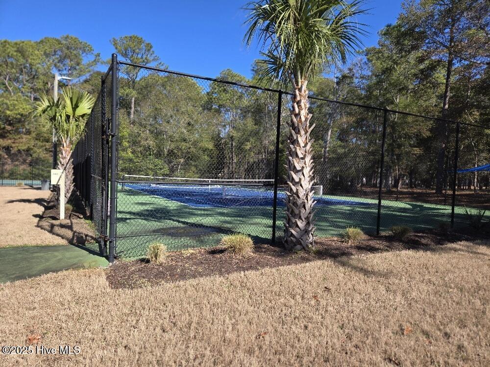 711 Mallard Court Property Photo 6