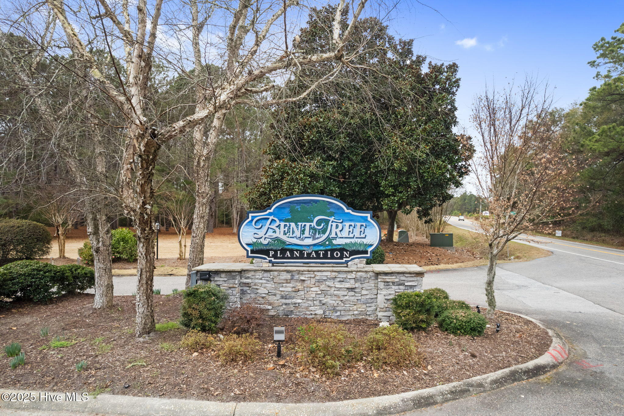 1736 Heron Point Road Property Photo 2