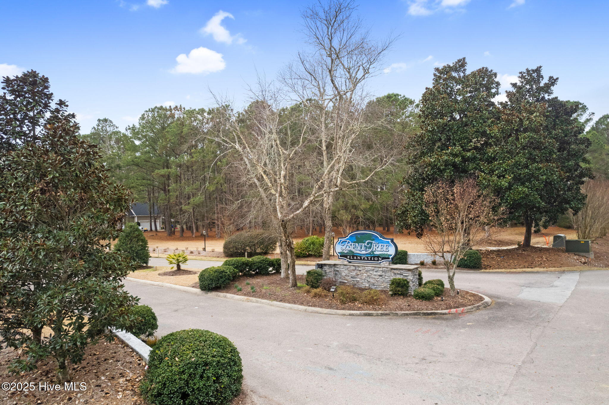 1736 Heron Point Road Property Photo 3
