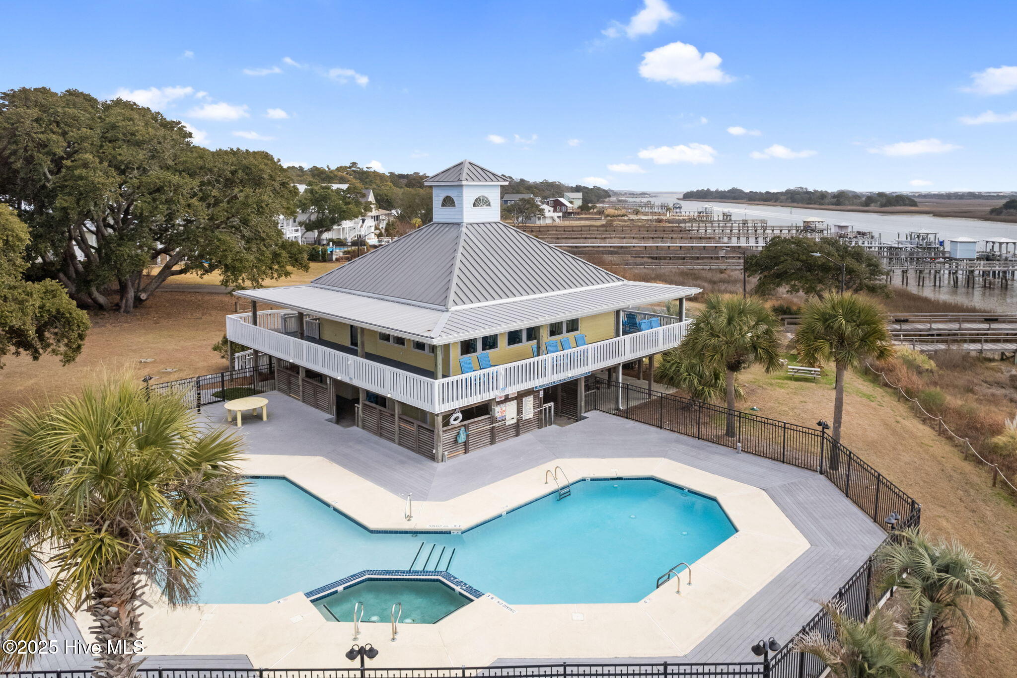 1736 Heron Point Road Property Photo 14