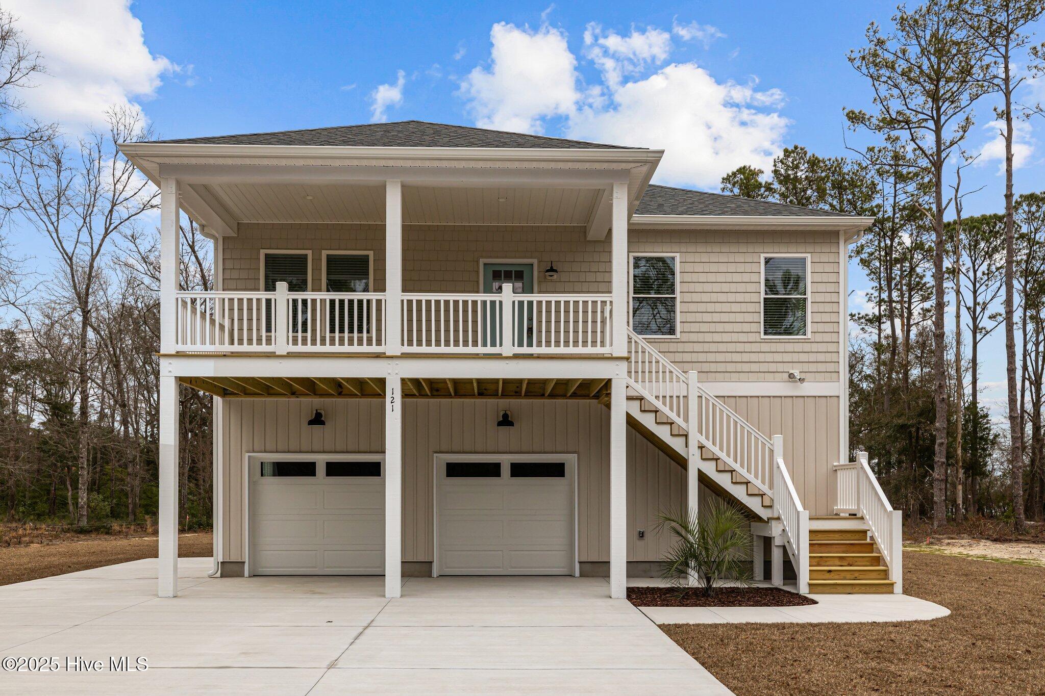 121 Gales Shore Circle Property Photo 1