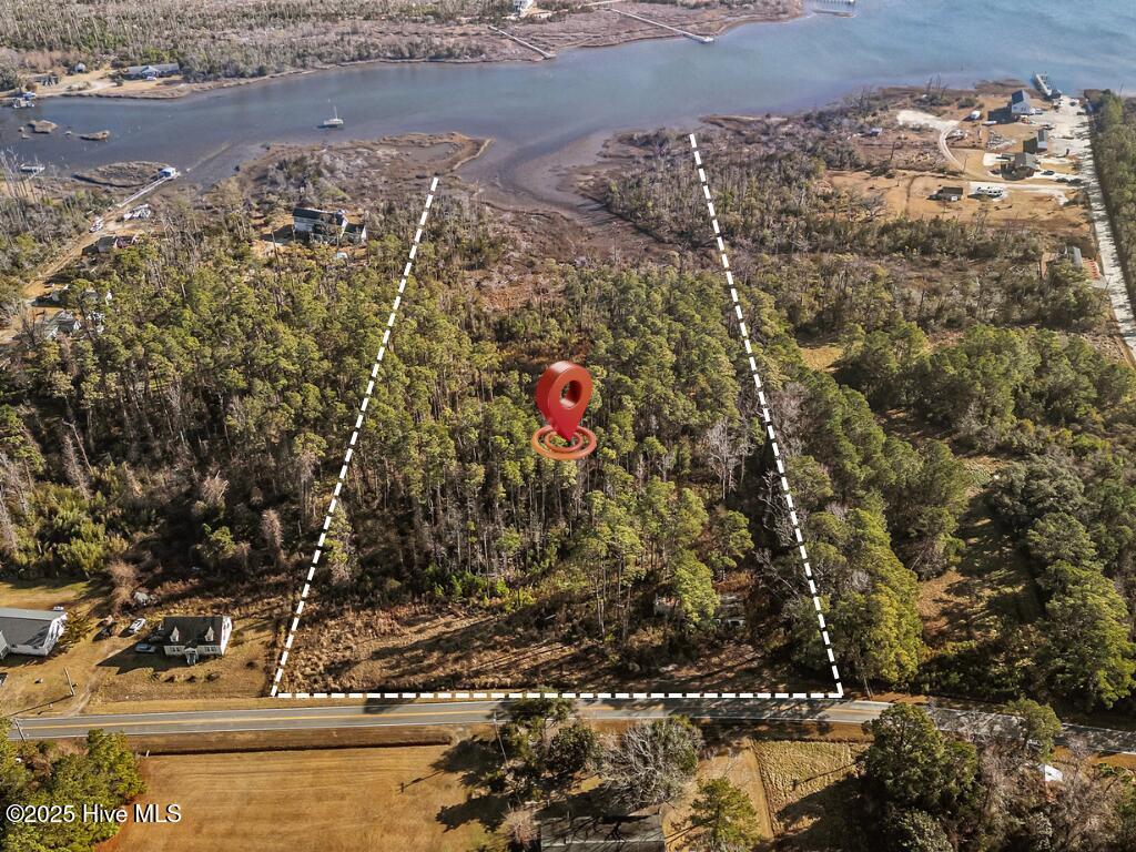 565 Marshallberg Road Property Photo 2
